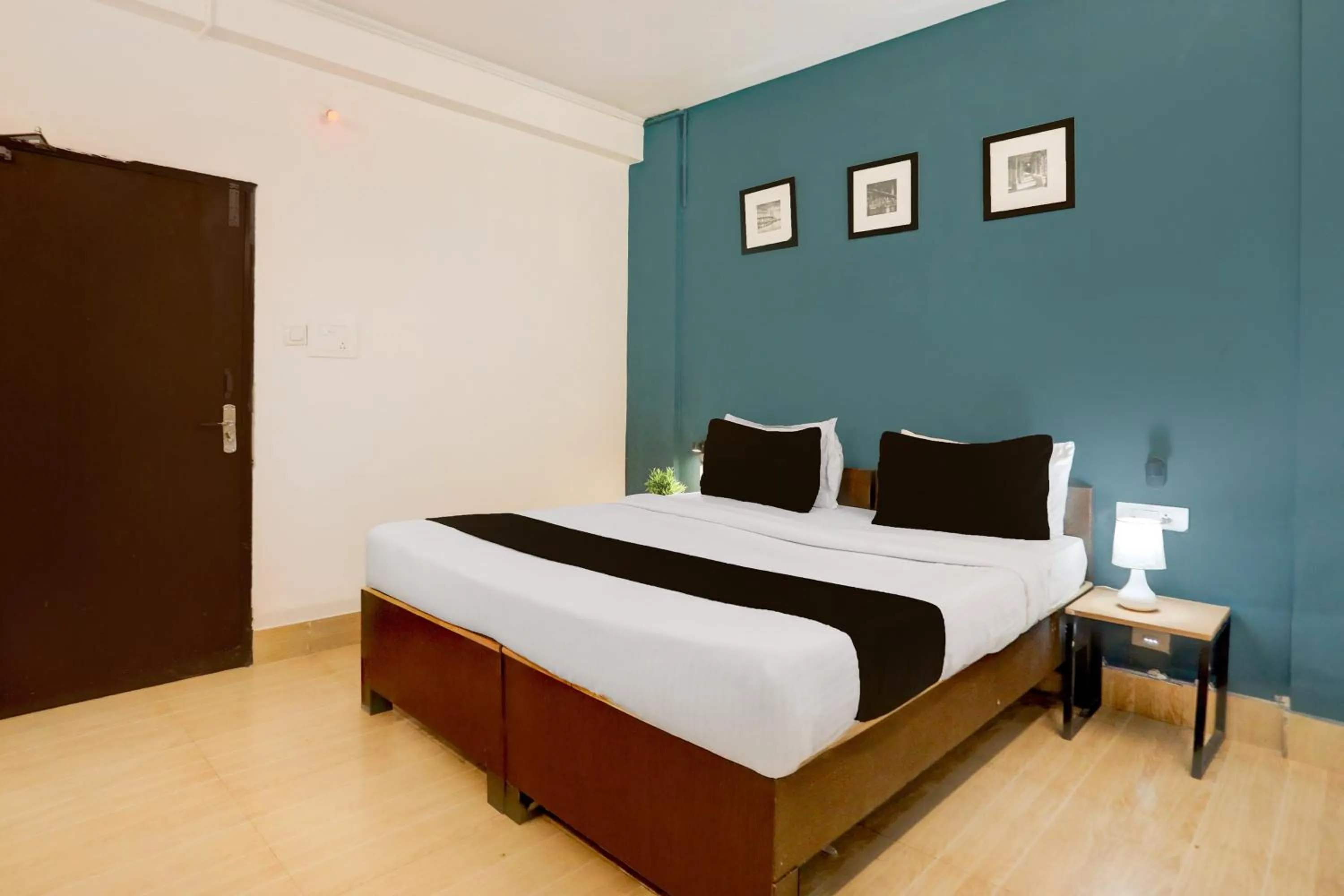 Bedroom, Bed in Collection O KIIT Square Bhubaneswar Formerly Nilay Classic