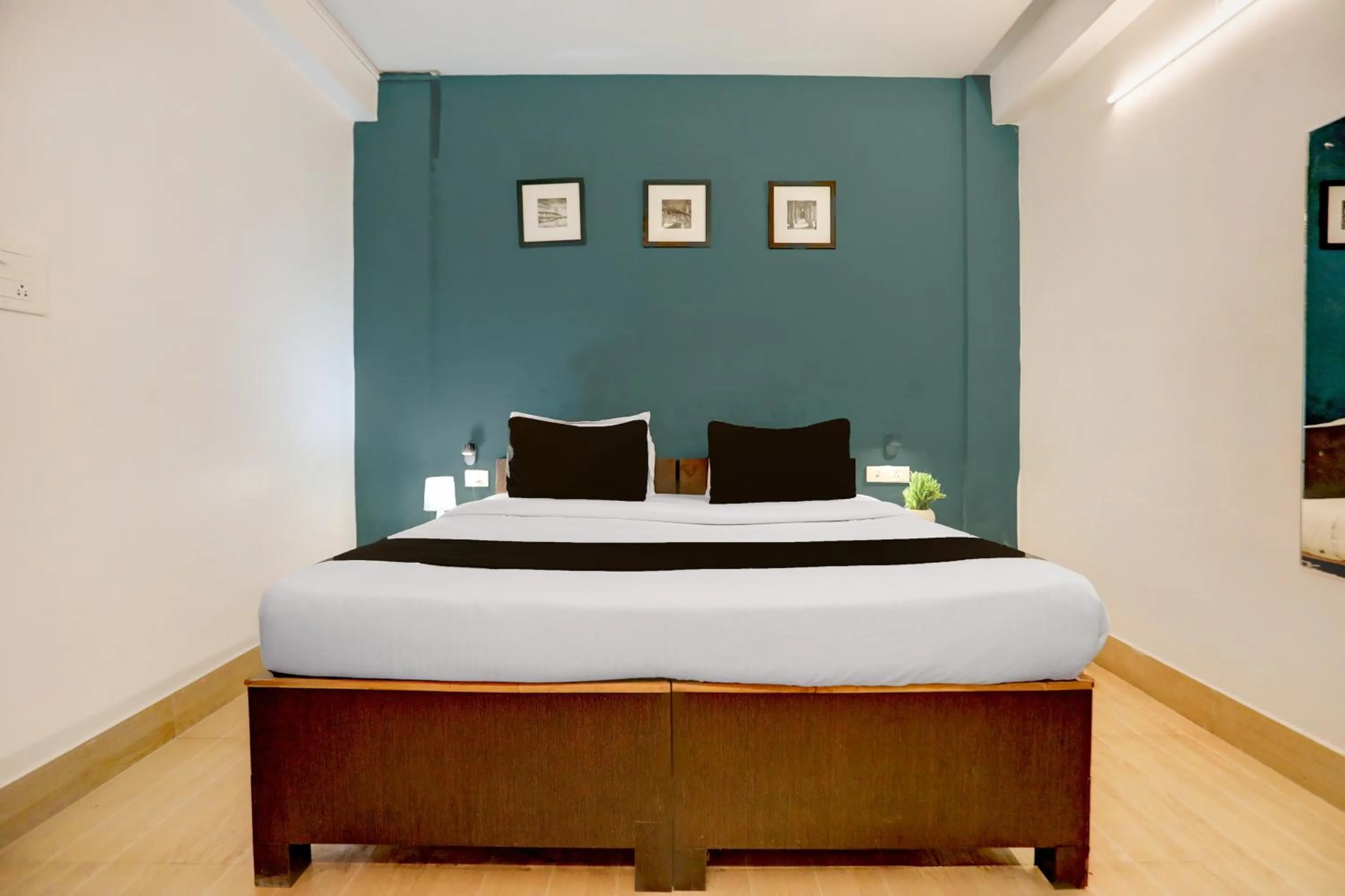 Bedroom, Bed in Collection O KIIT Square Bhubaneswar Formerly Nilay Classic