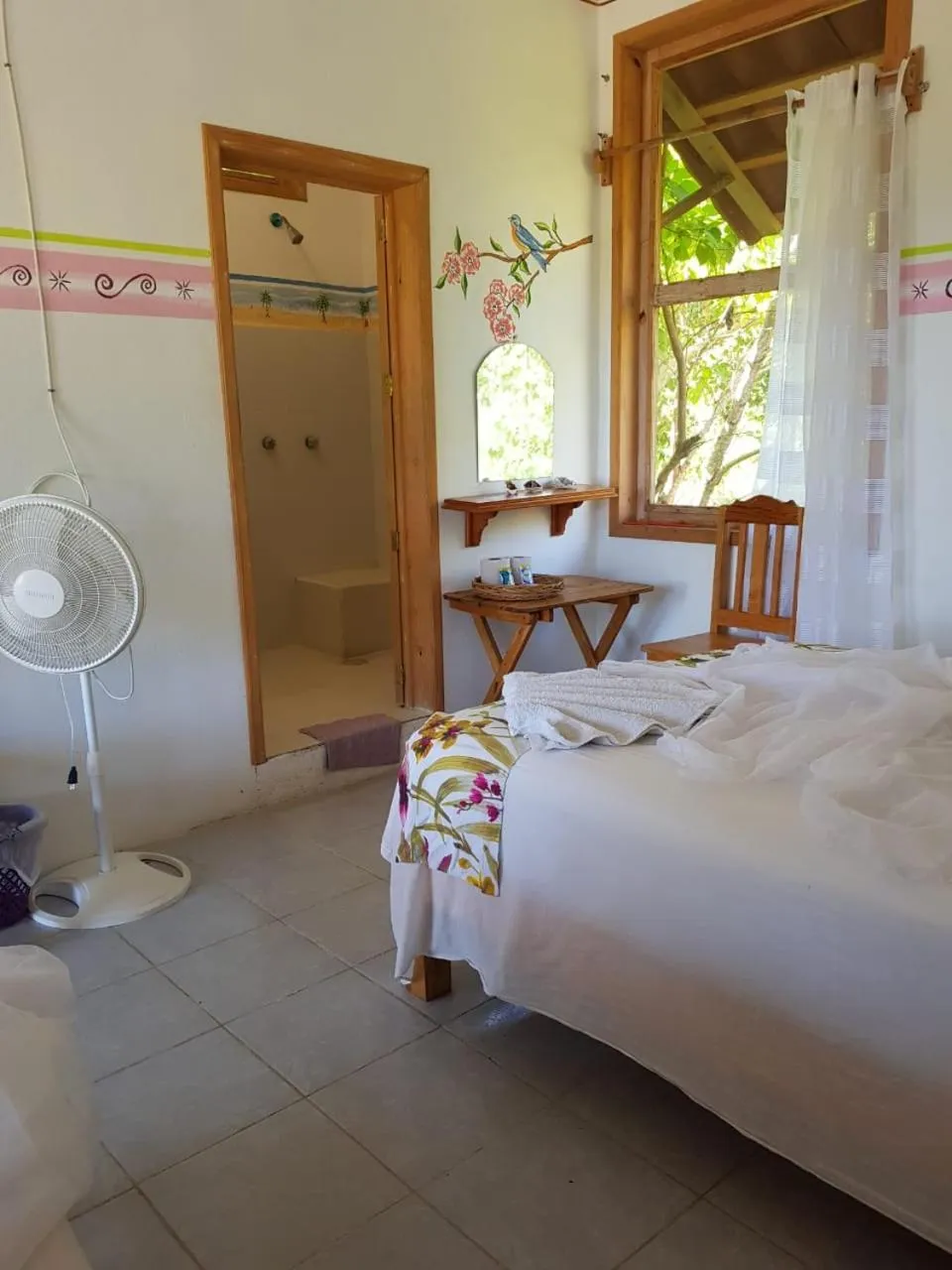 Decorative detail, Bed in El Eden Bungalows