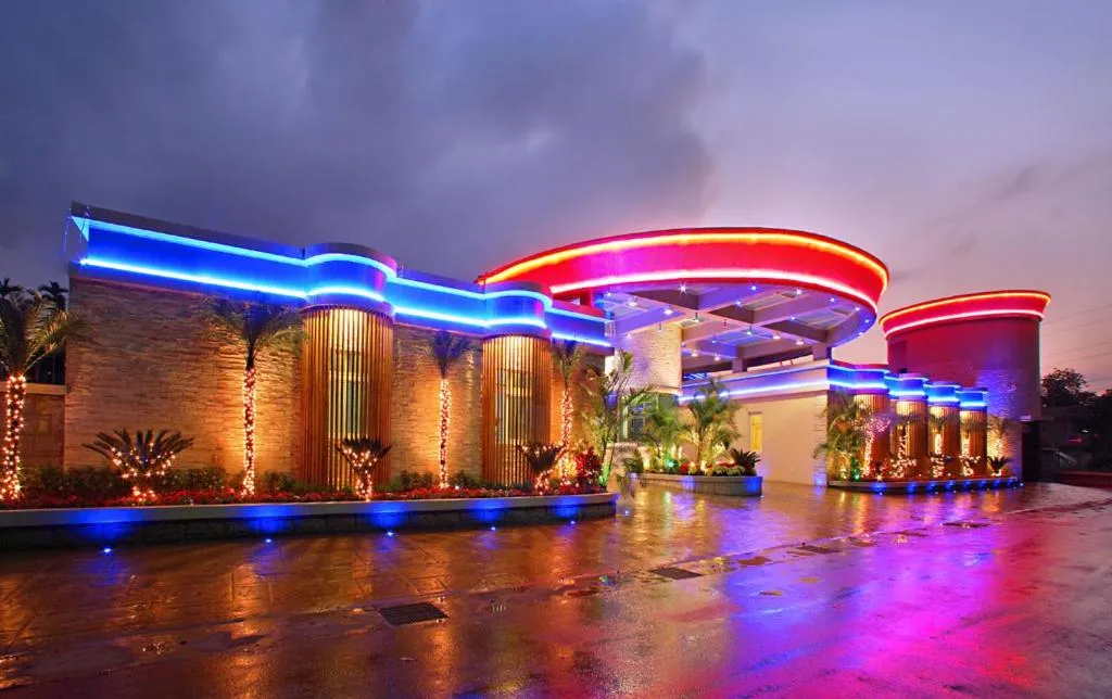 Property building in Le chateau Motel