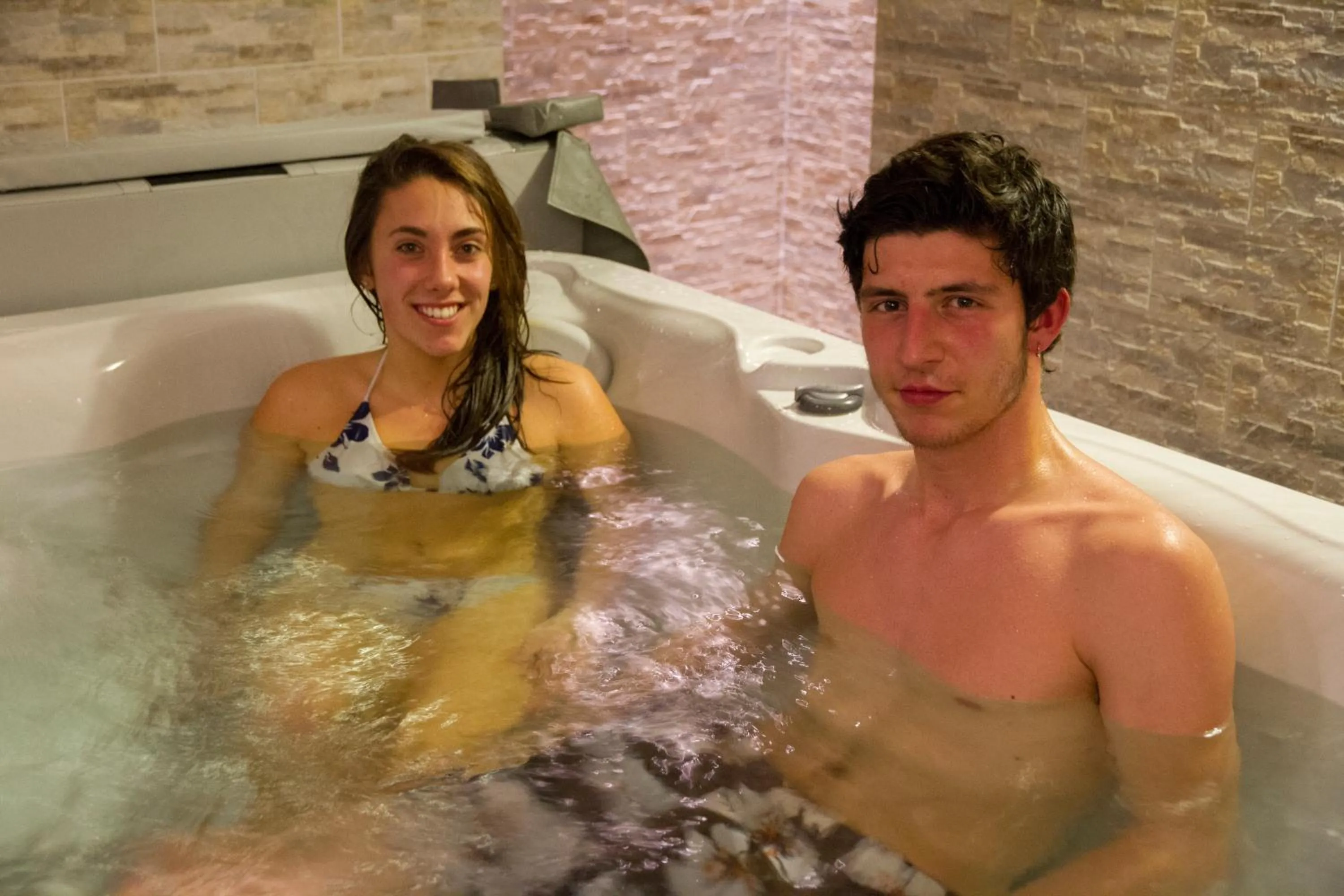 Hot Tub in Hotel Al Pelmo Wellness