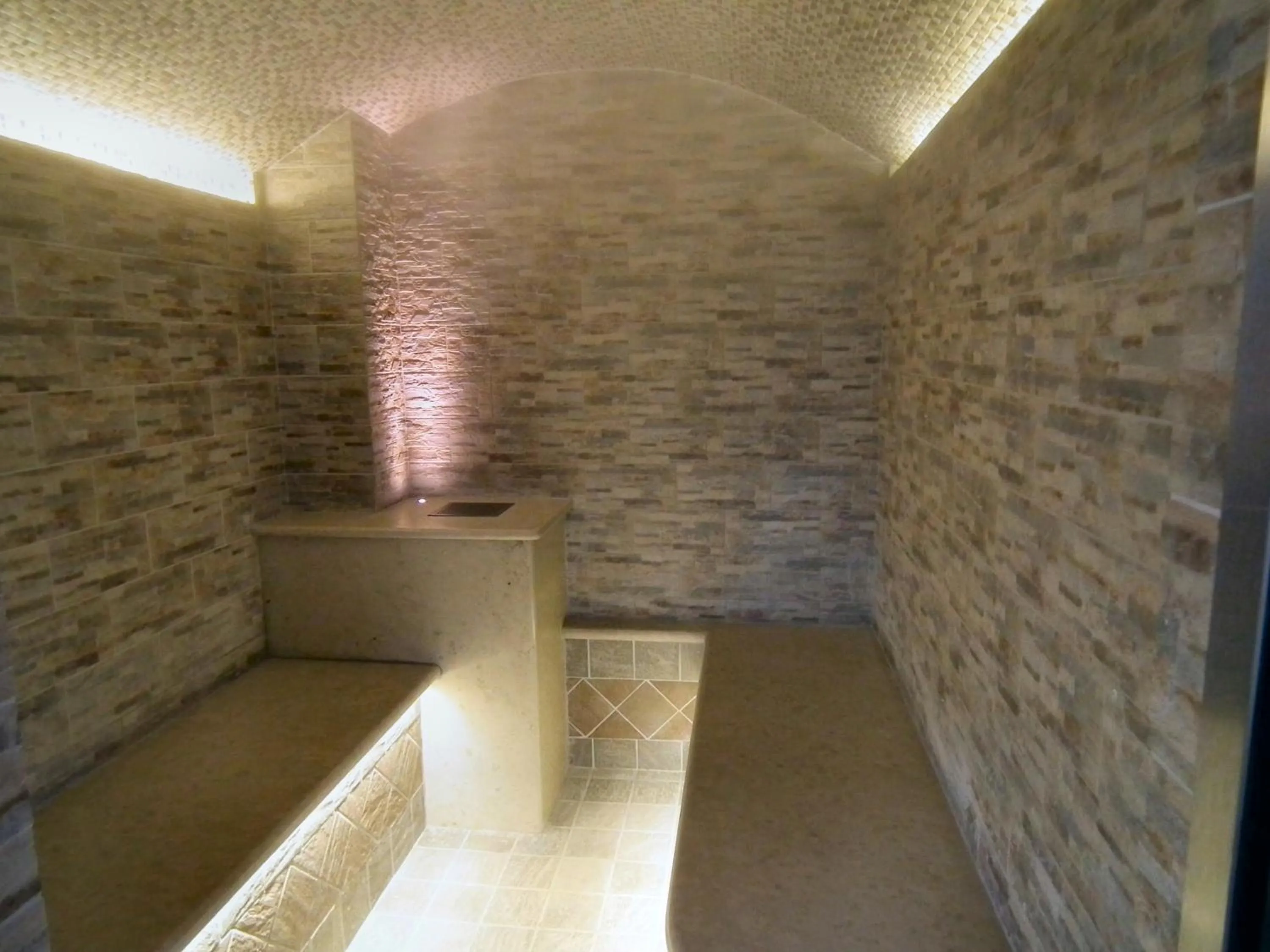 Steam room in Hotel Al Pelmo Wellness