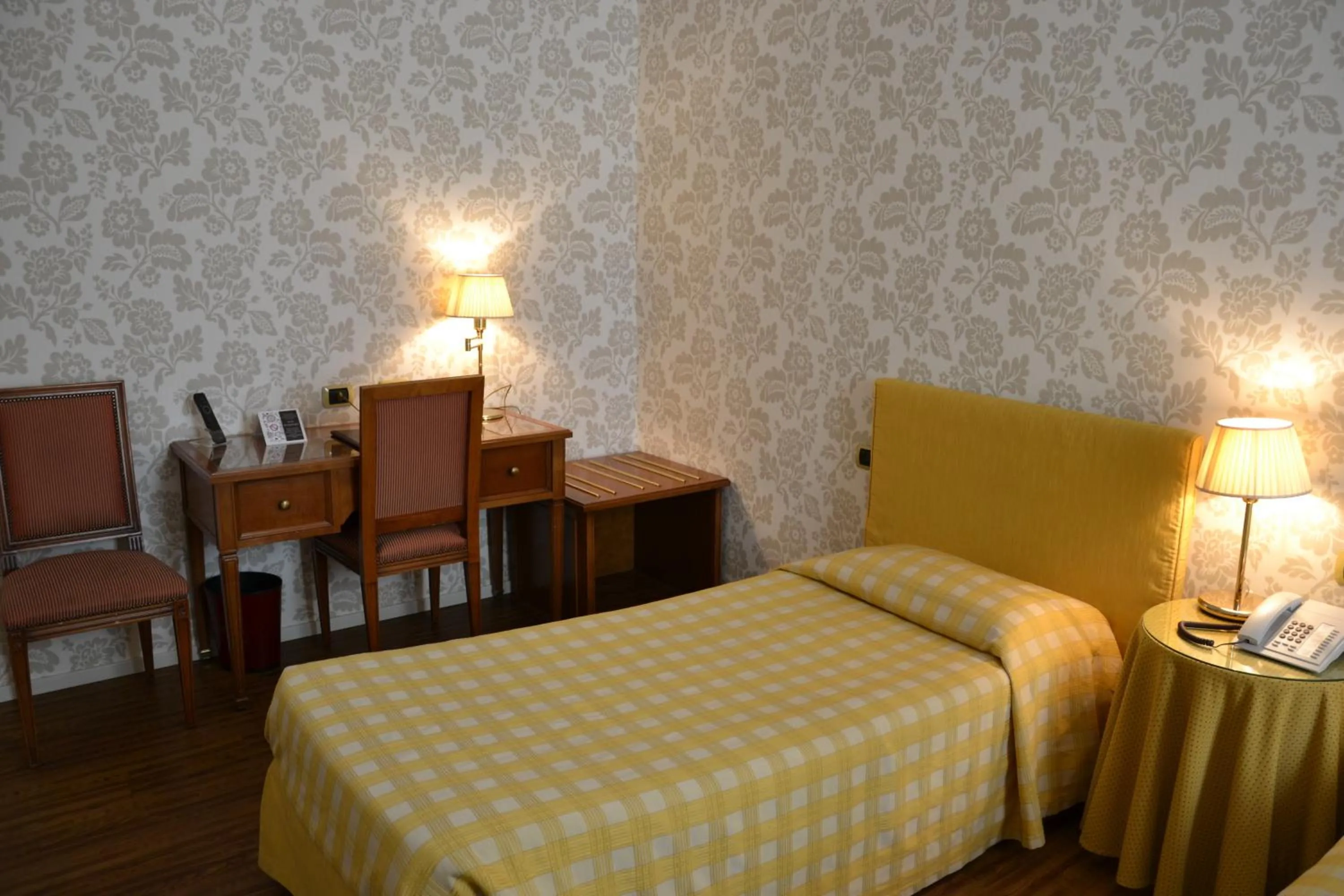 Photo of the whole room, Bed in Albergo Alla Posta