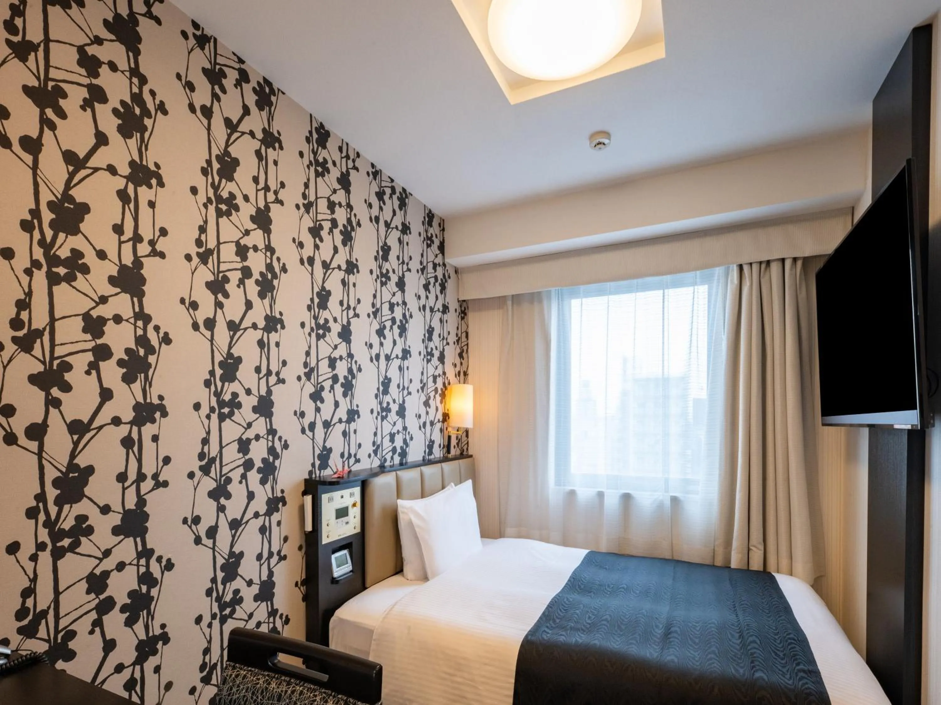 Single Room - Non-Smoking in APA Hotel Nagoya Sakae Higashi