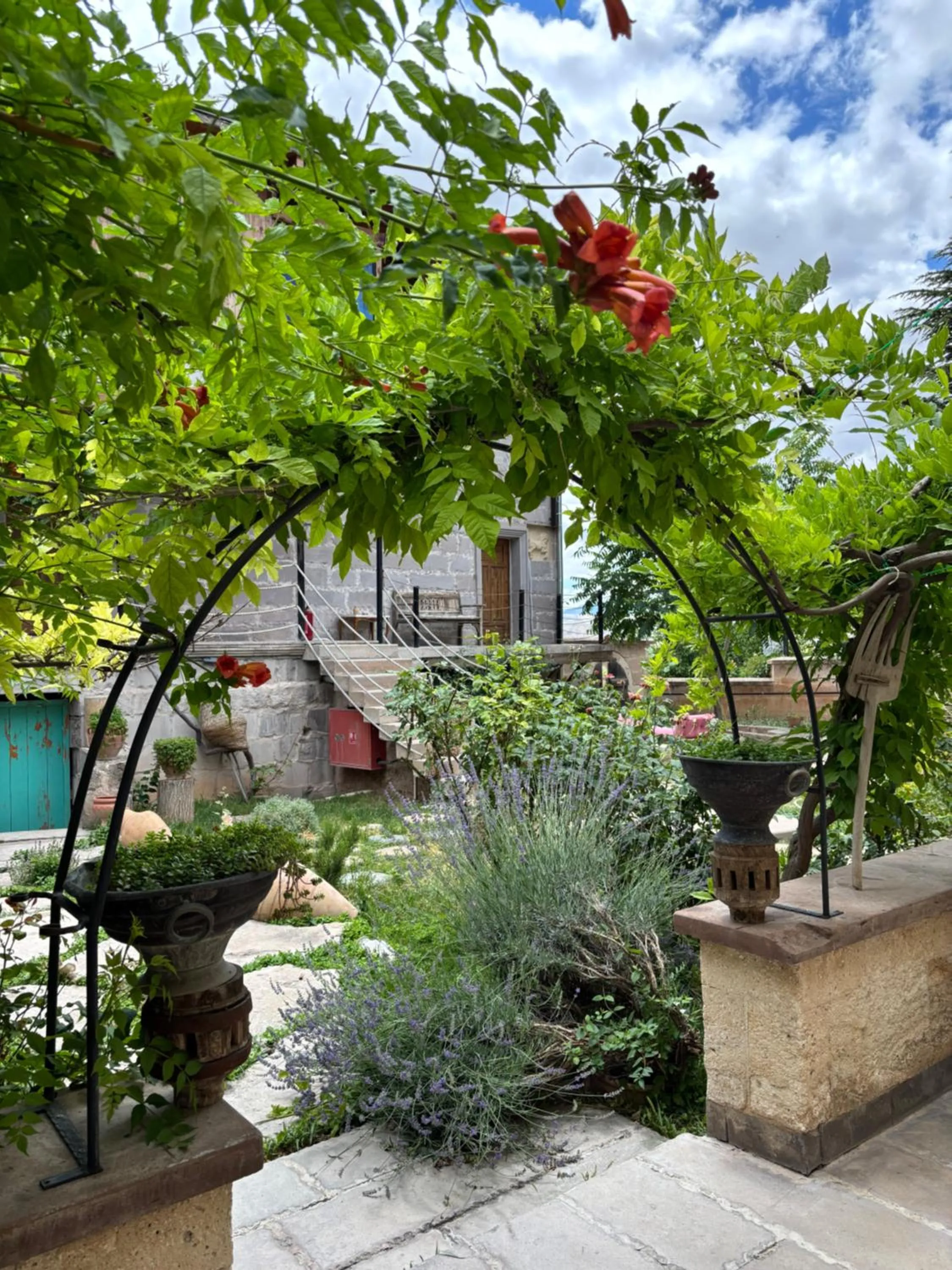 Garden in Mozaik Stone Hotel