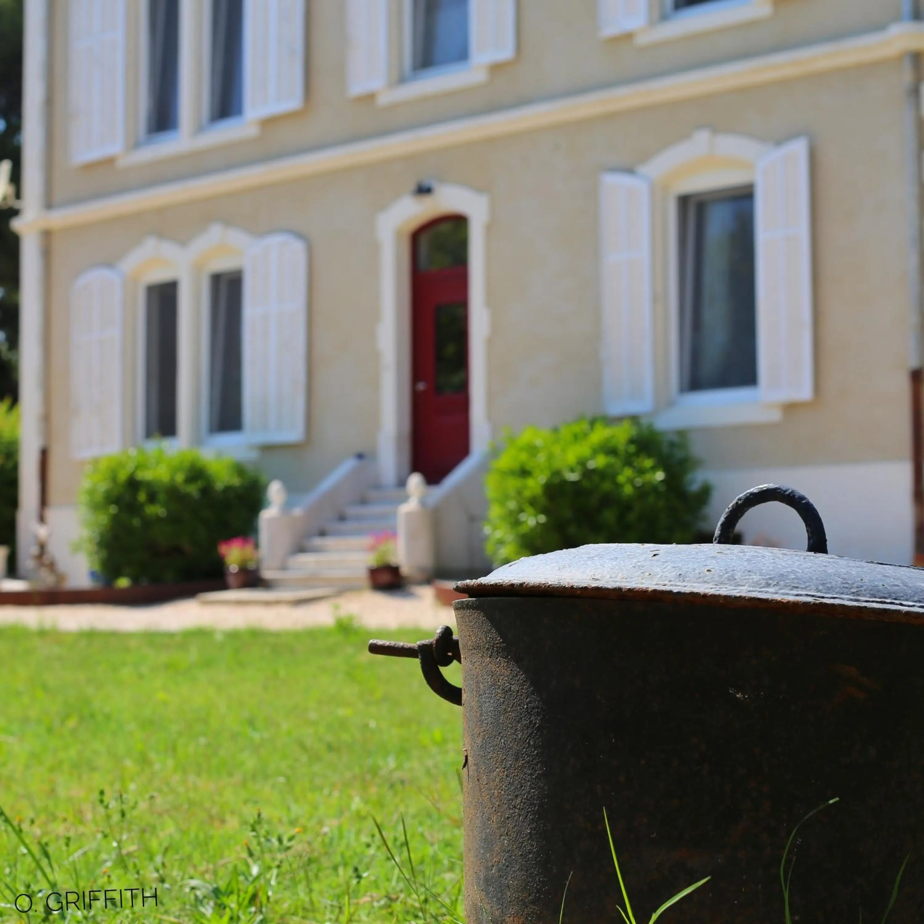 Property building in Maébrilu Camargue Provence
