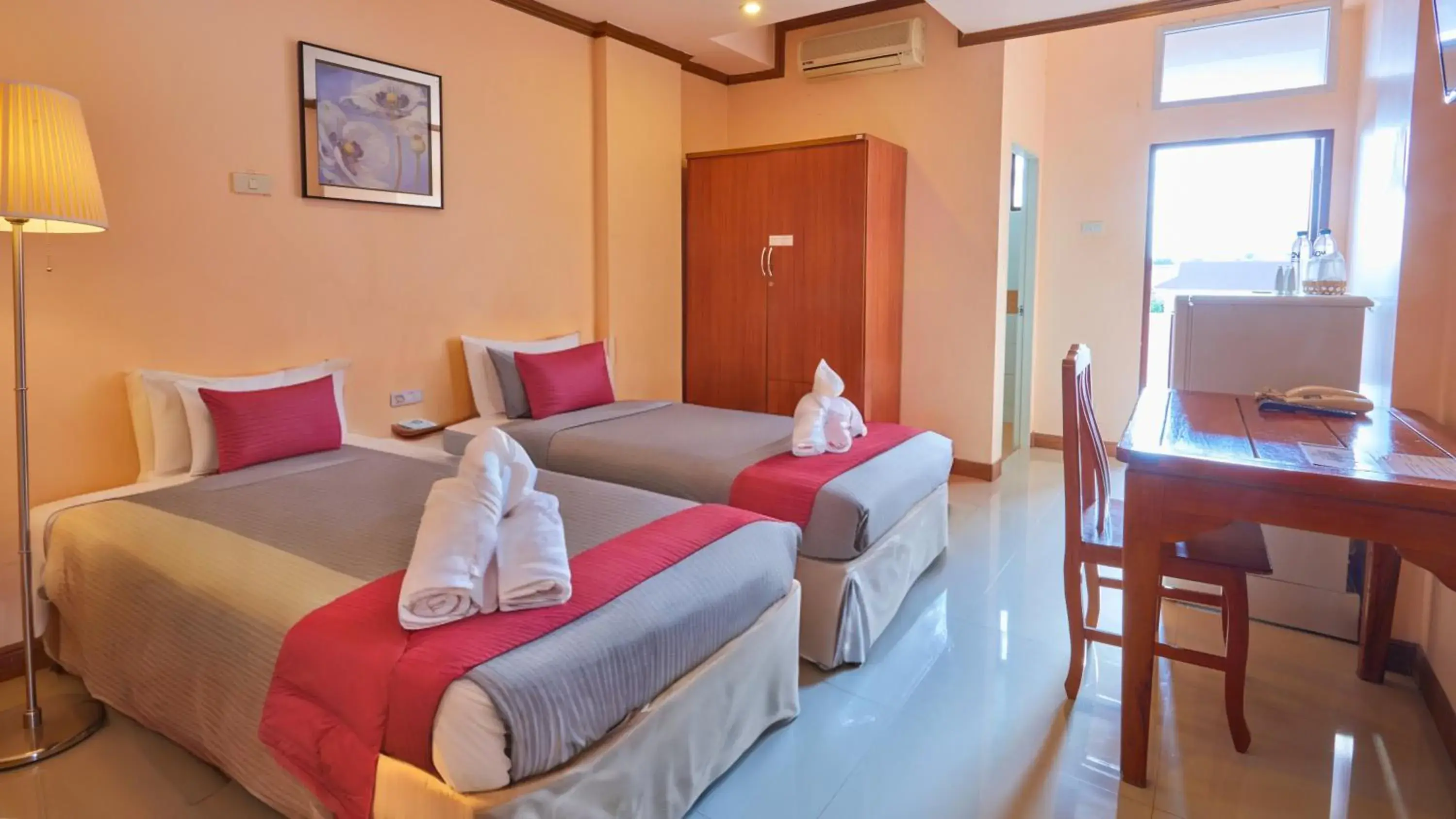 Standard Twin Room in SCN City Hotel Ban Chang Standard Twin Room in SCN City Hotel Ban Chang