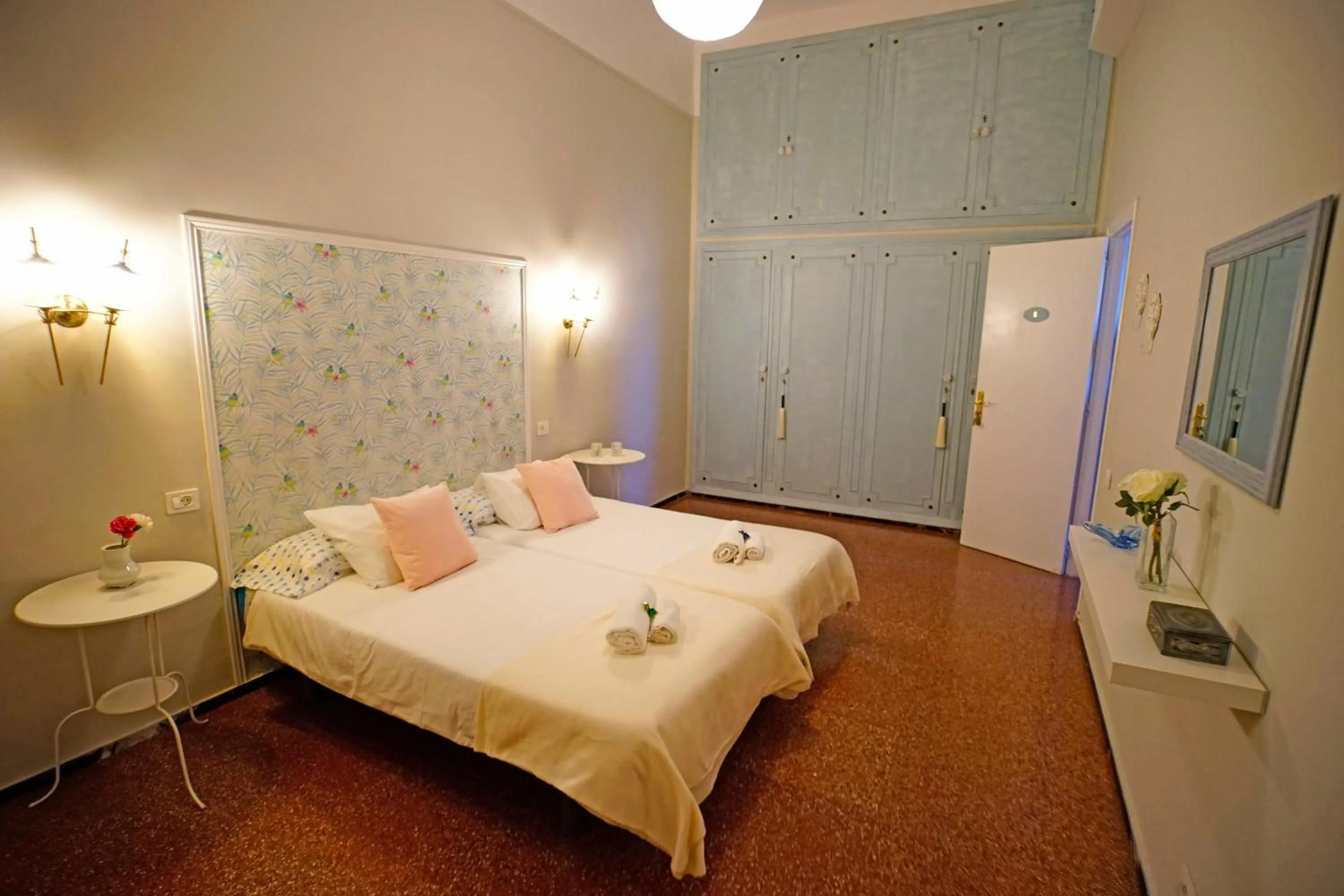 Photo of the whole room, Bed in Casa Kilig