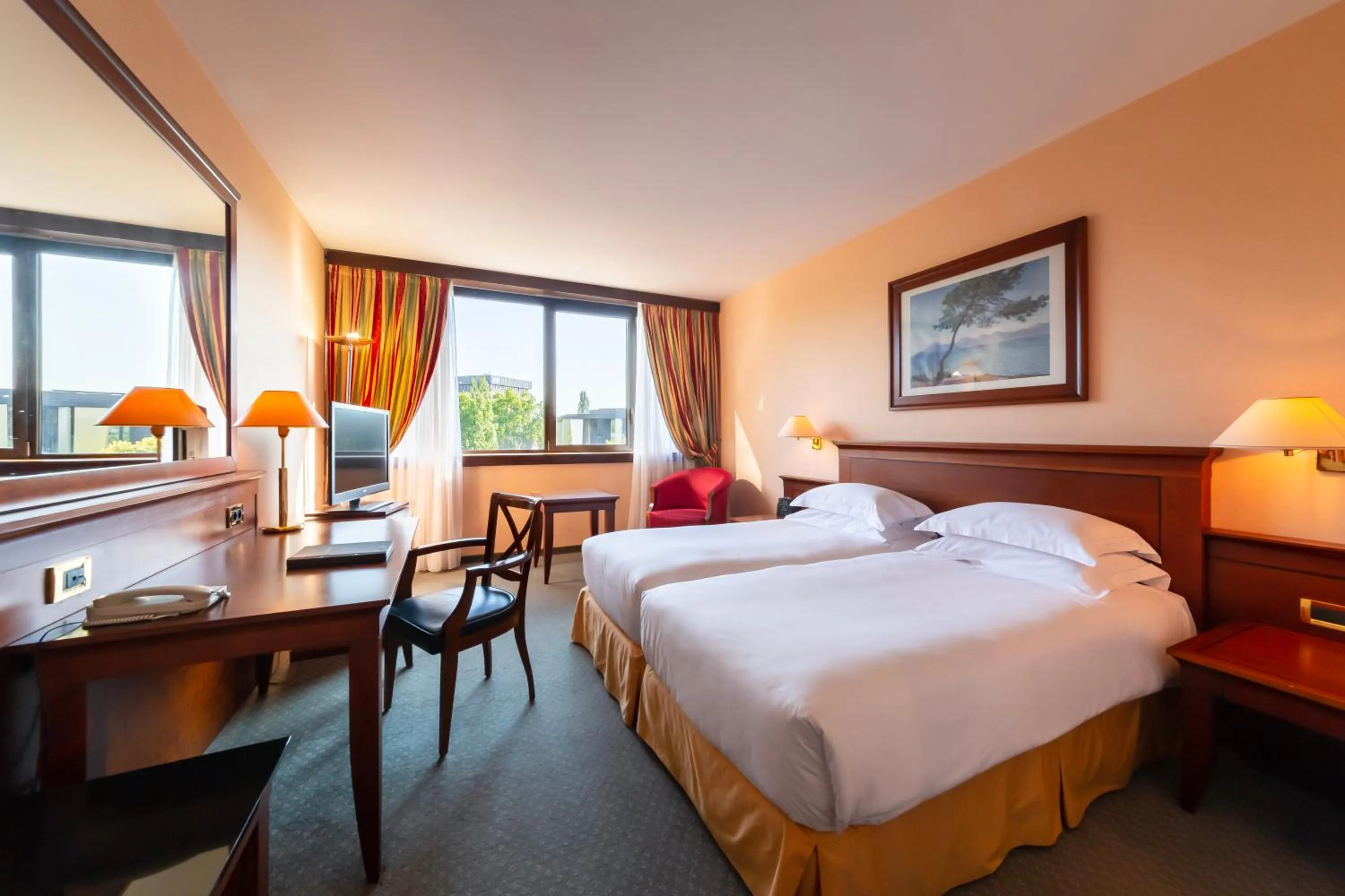 Bedroom, Bed in Hilton Strasbourg