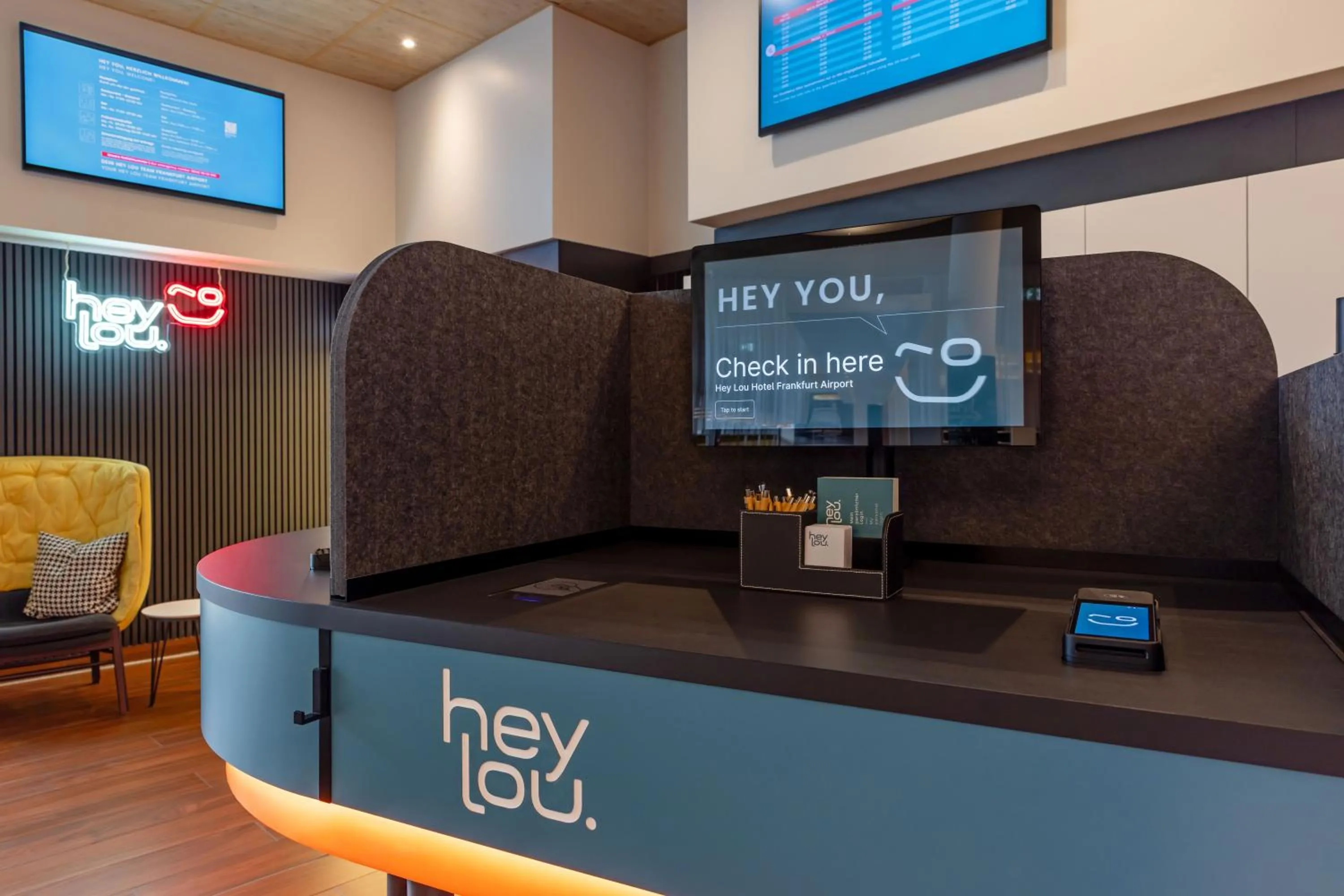 Lobby or reception in Hey Lou Hotel Frankfurt Airport