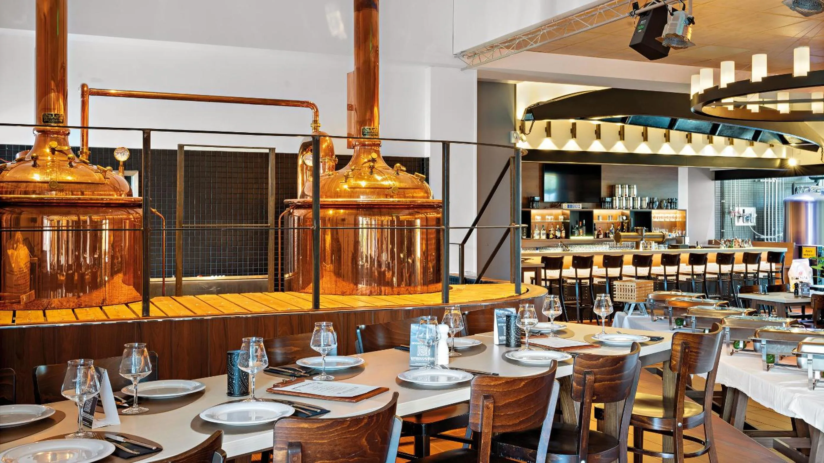 Restaurant/places to eat in Hey Lou Hotel Frankfurt Airport