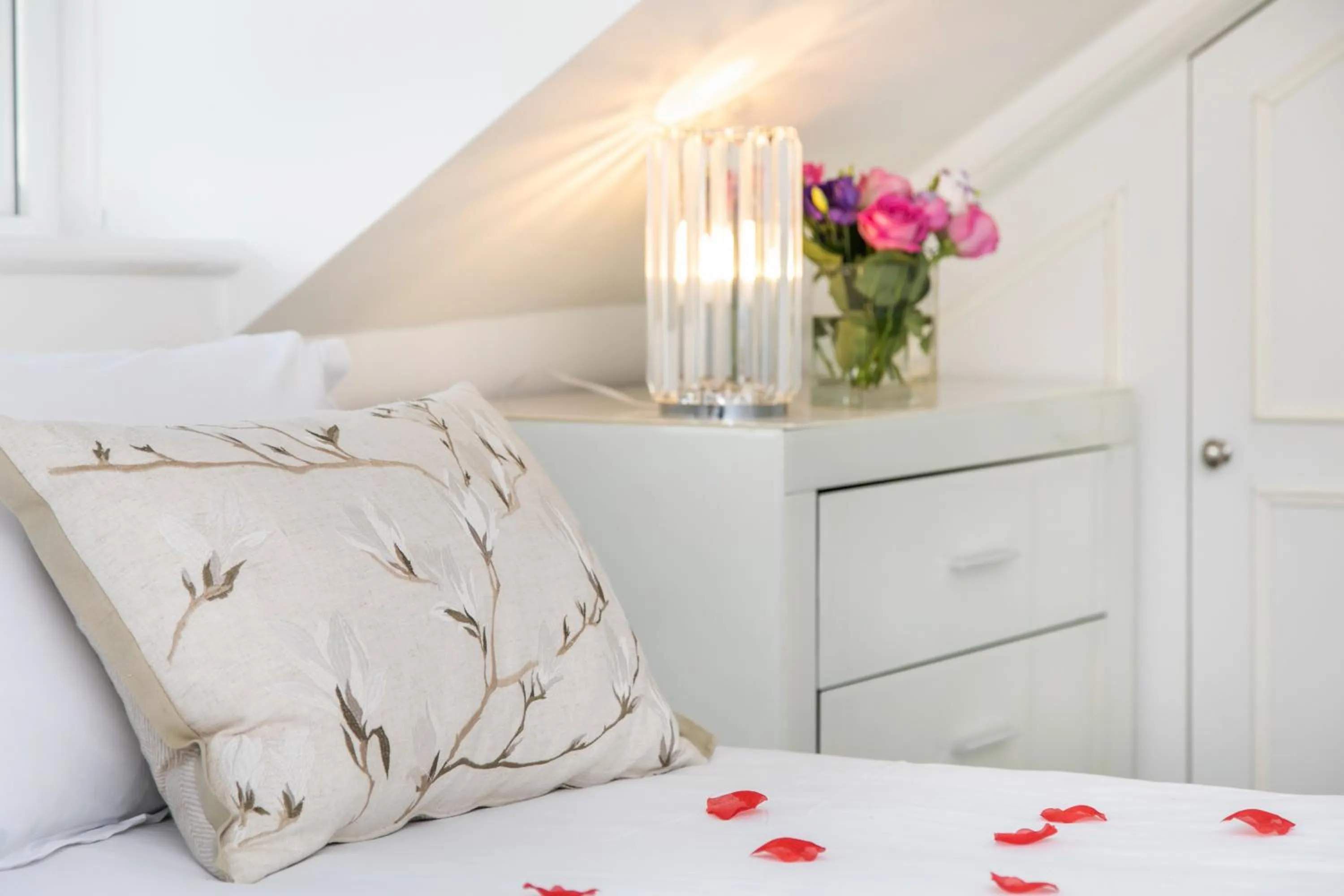 Bedroom, Bed in The Sky Penthouse