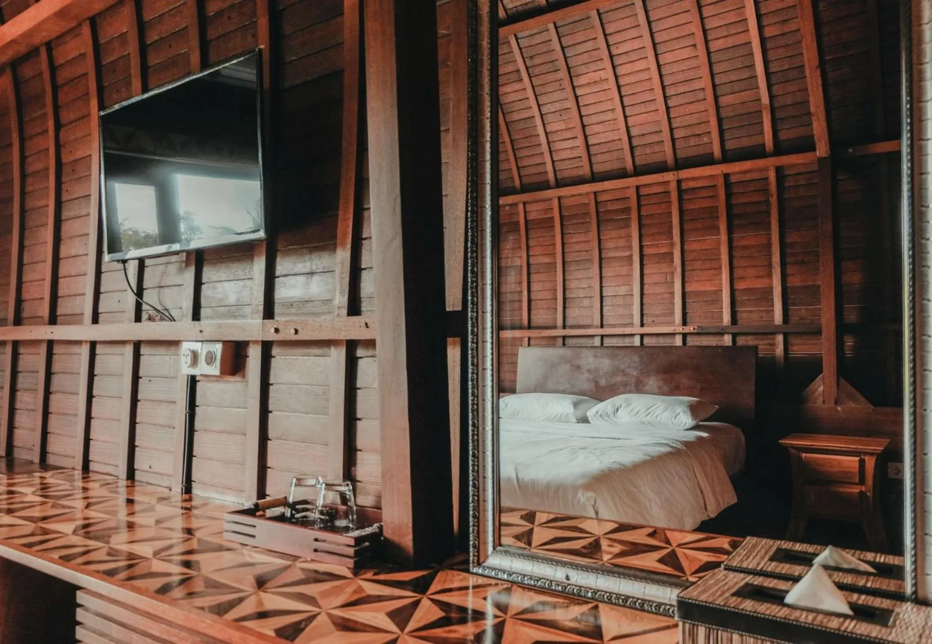 Decorative detail in Sekar Arum Riverside Resort in Canggu