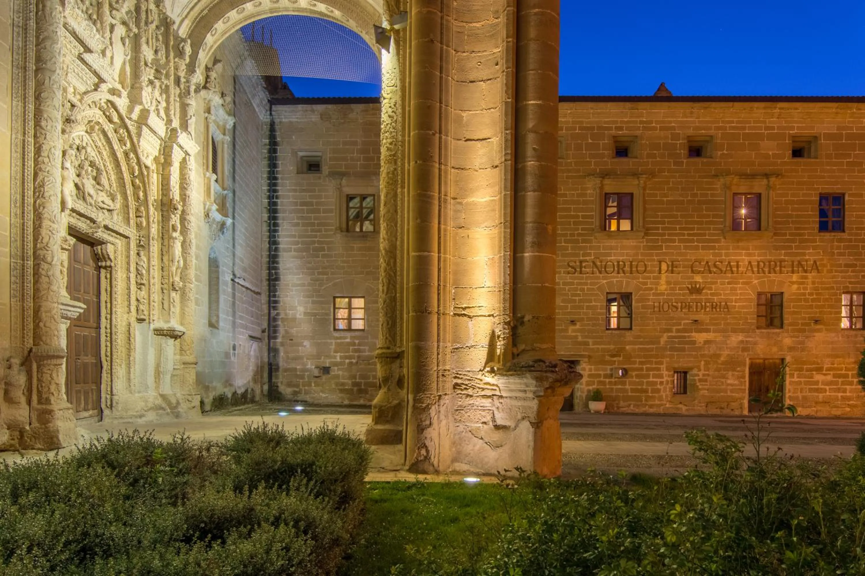Facade/entrance in Hospedería Señorío de Casalarreina