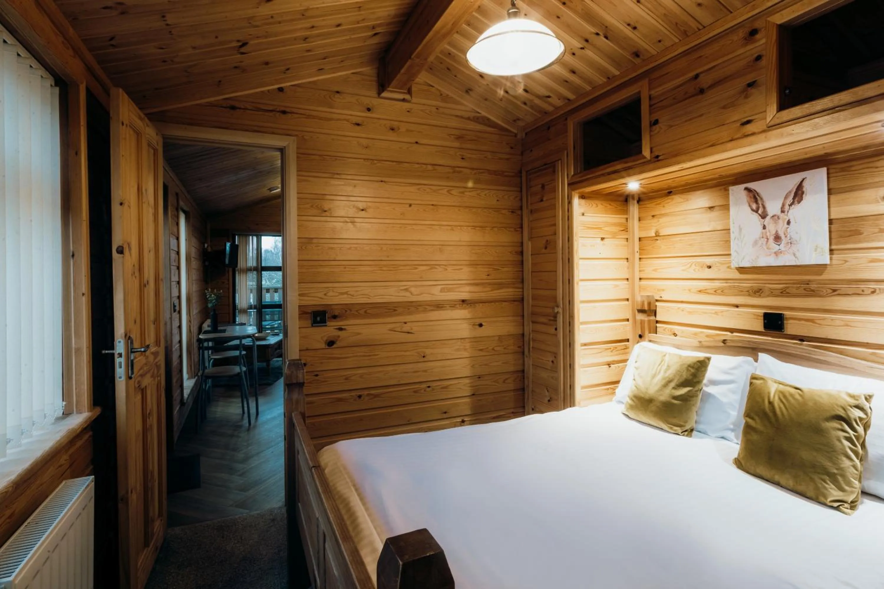 Bedroom, Bed in Woodlakes Park By Liv Retreats