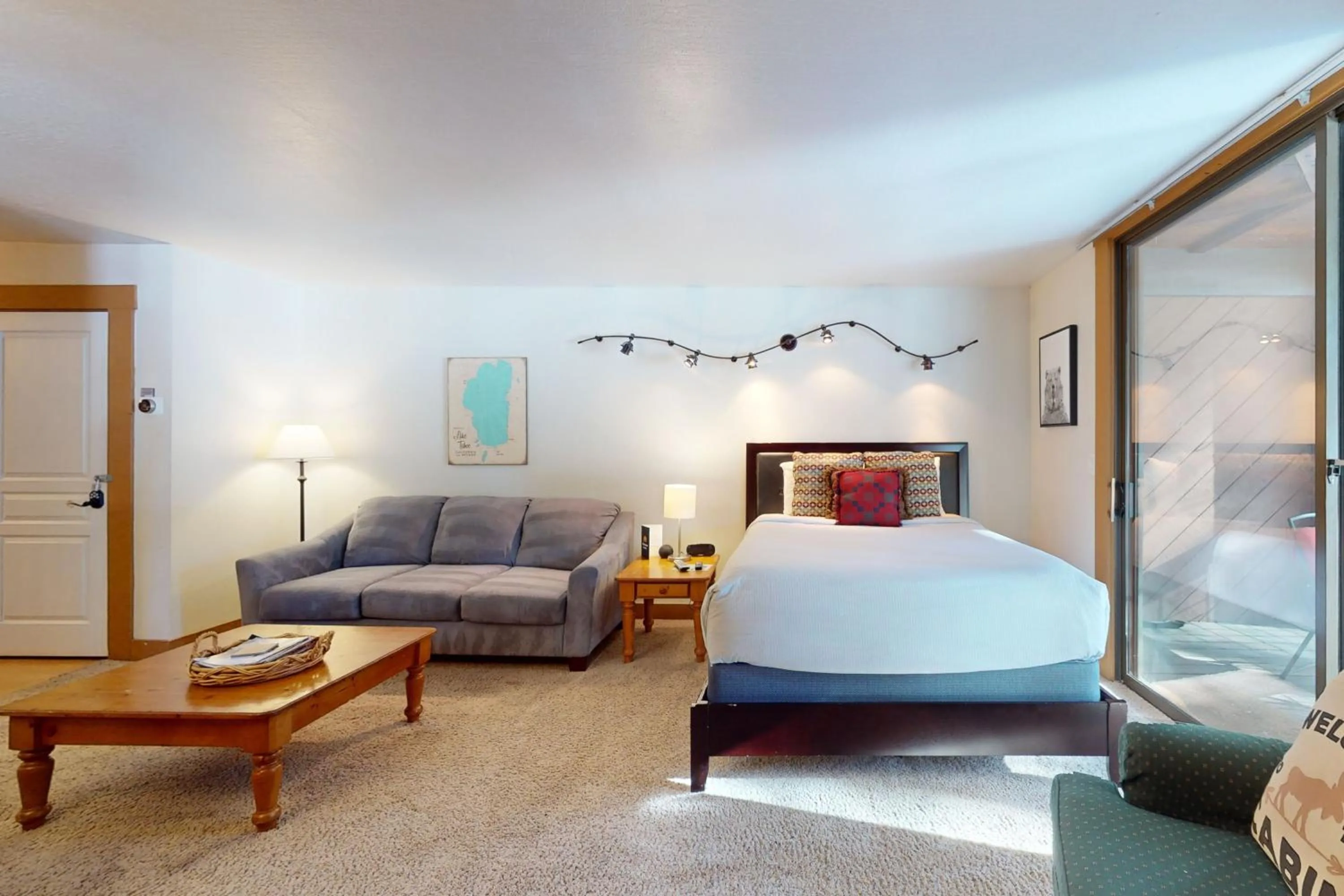 Bed in Aspen Grove Hideaway