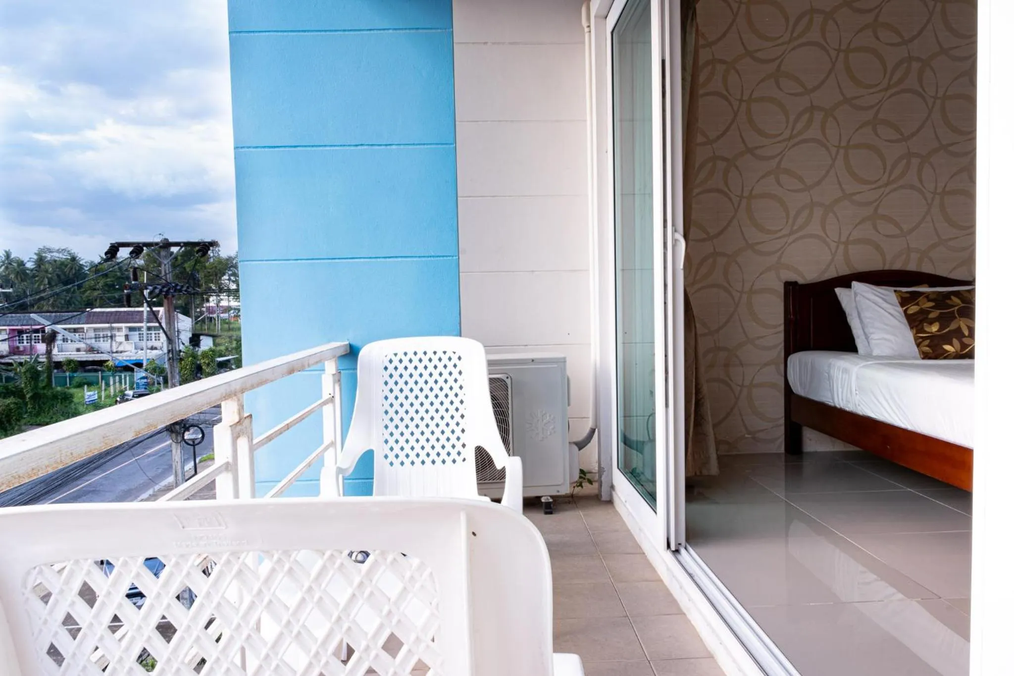 Balcony/Terrace, Bed in Alisa Krabi Hotel-SHA Plus