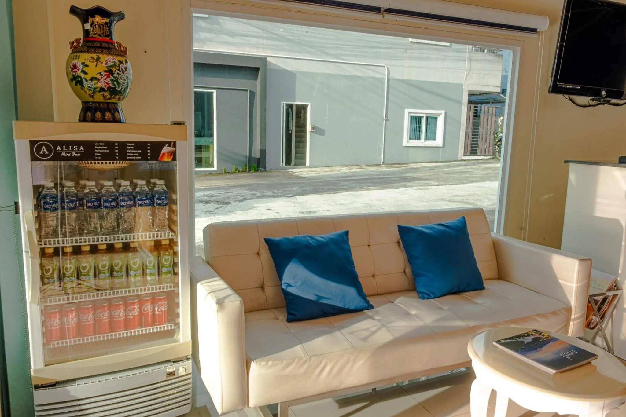 Communal lounge/ TV room in Alisa Krabi Hotel-SHA Plus