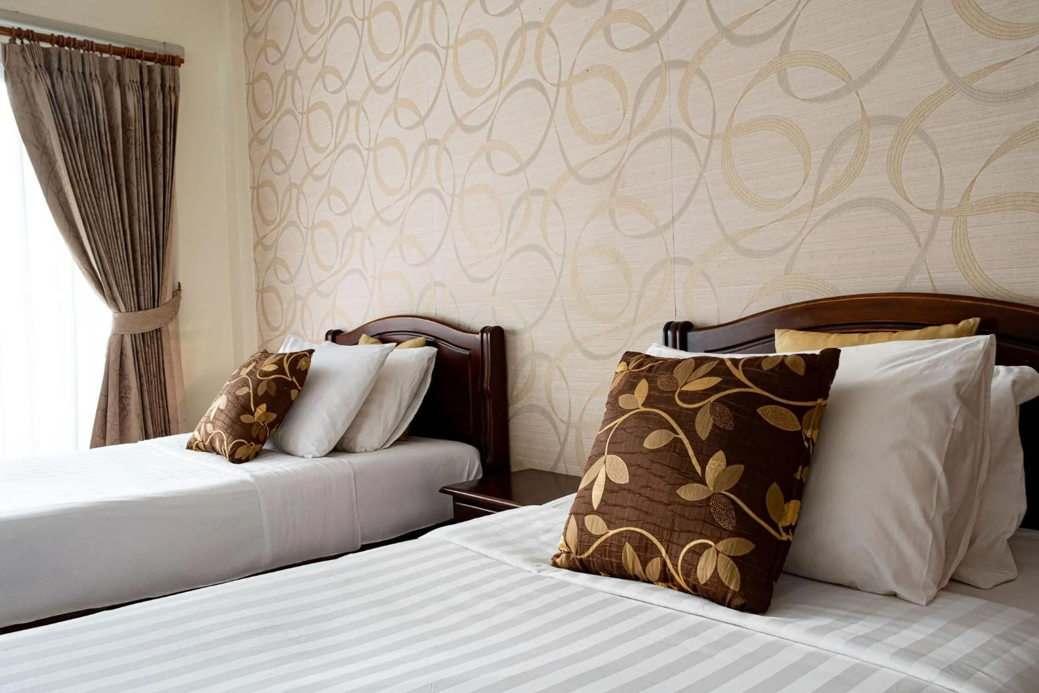 Bed in Alisa Krabi Hotel-SHA Plus