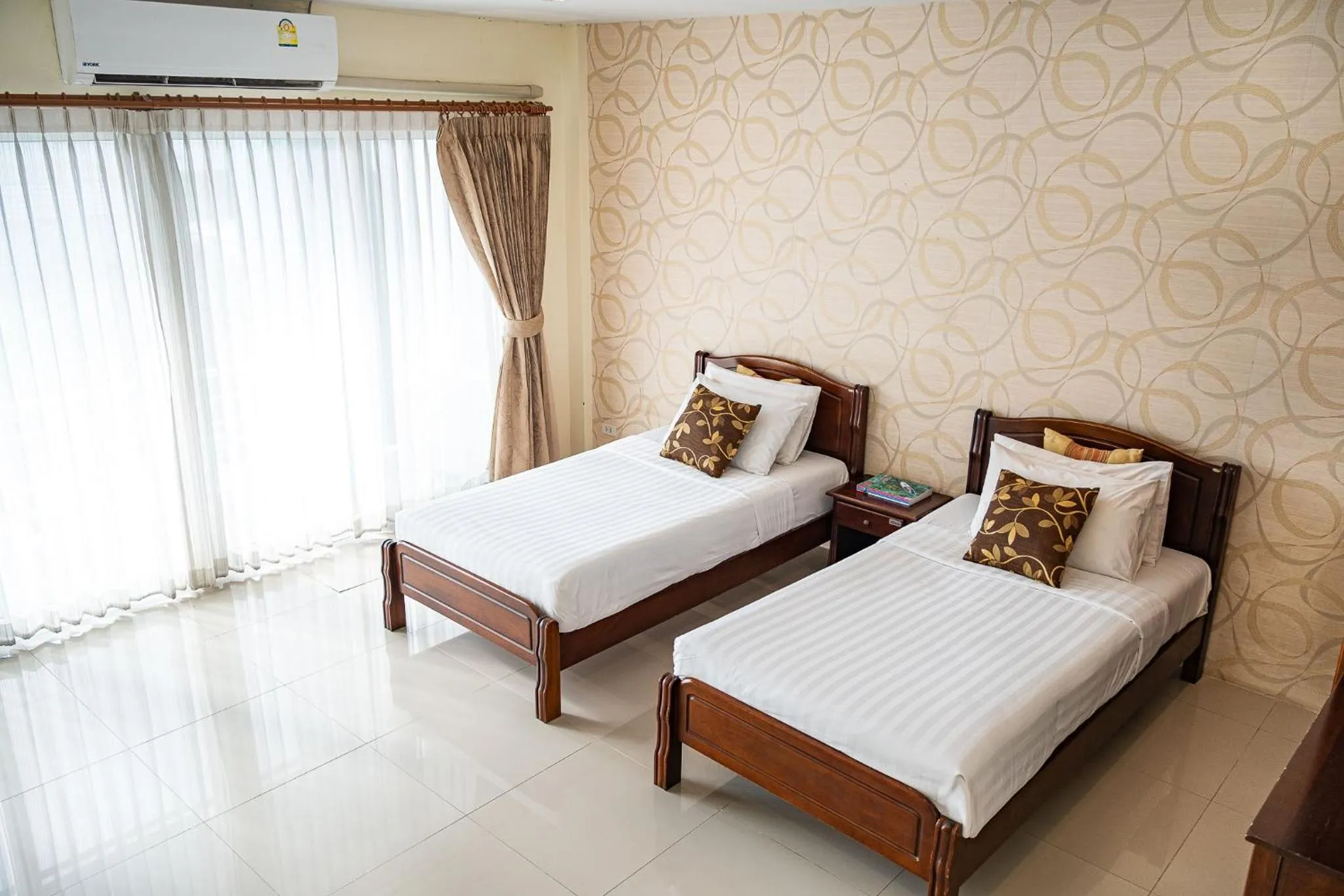 Bed in Alisa Krabi Hotel-SHA Plus