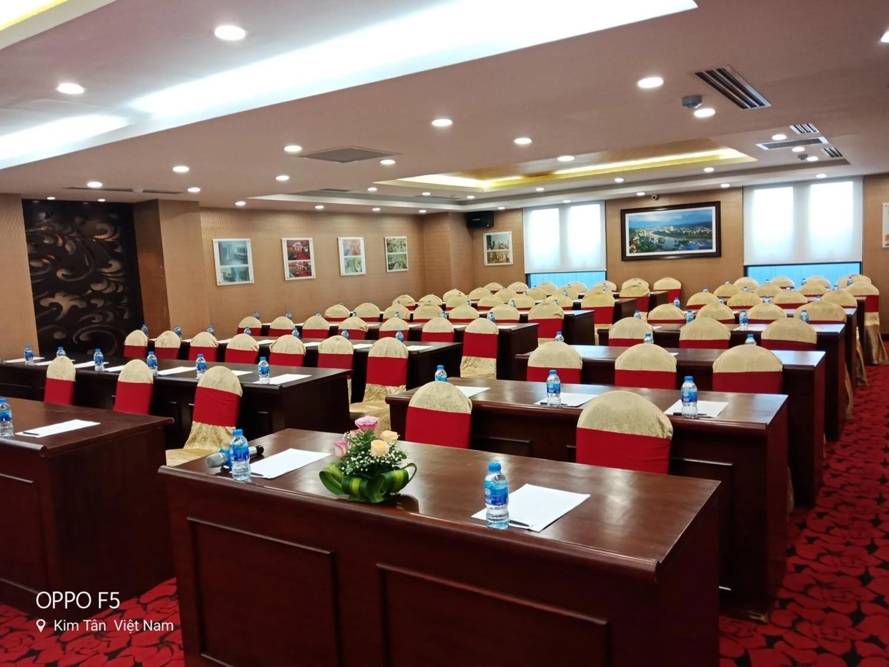 Meeting/conference room in Red River View Hotel