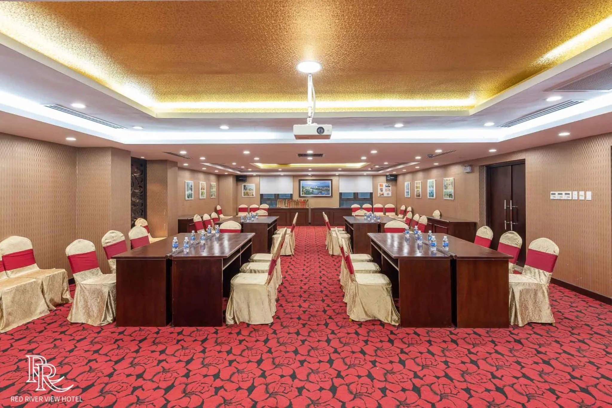 Business facilities in Red River View Hotel