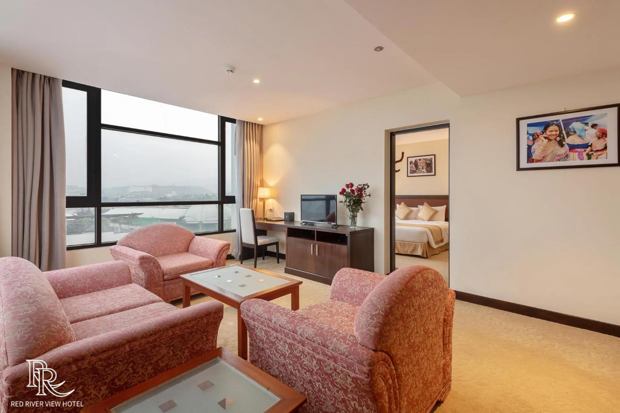 Living room in Red River View Hotel