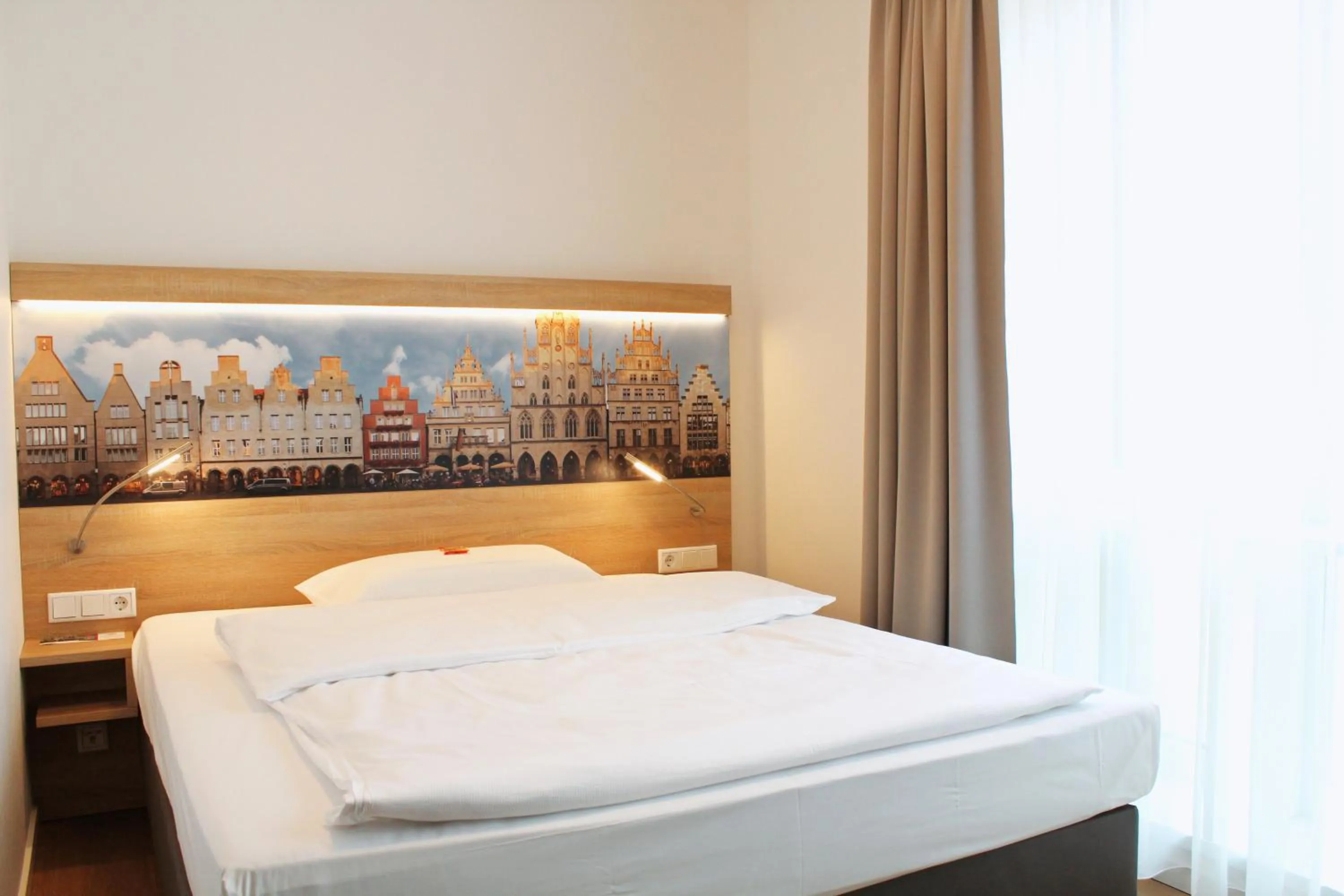 Bed in DRK-Tagungshotel-Dunant