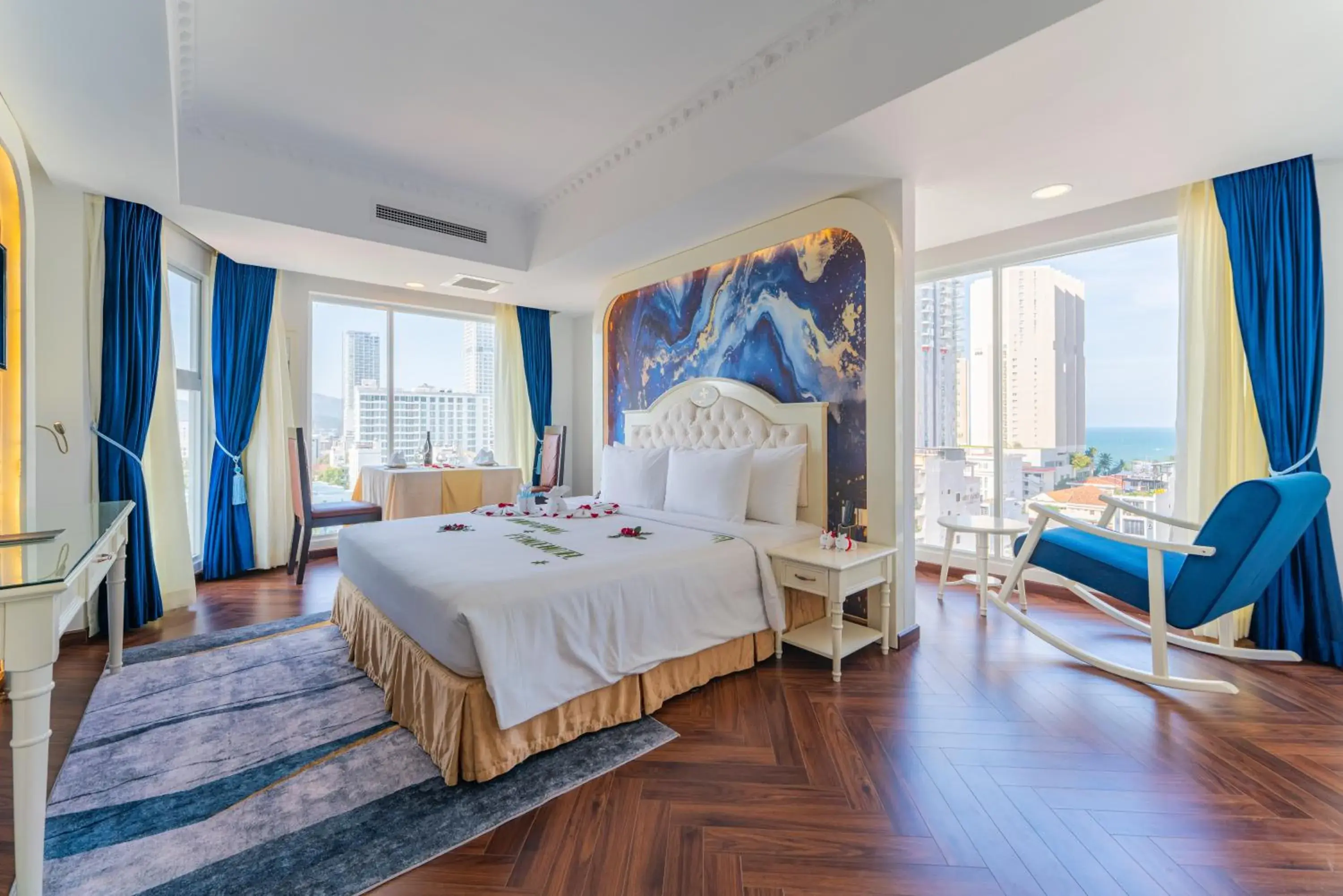 Suite in Nha Trang Prince Hotel Suite in Nha Trang Prince Hotel