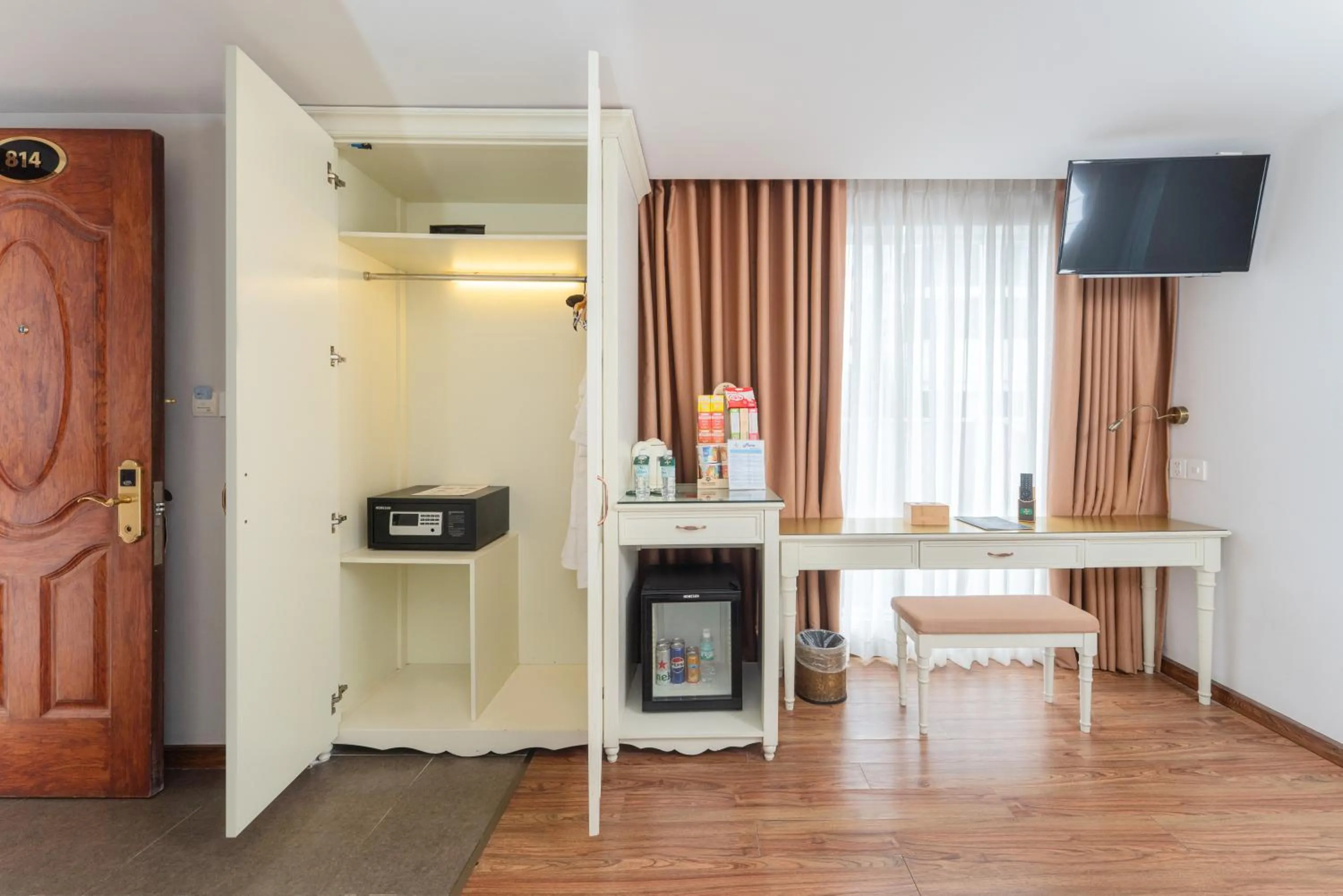 TV and multimedia in Nha Trang Prince Hotel