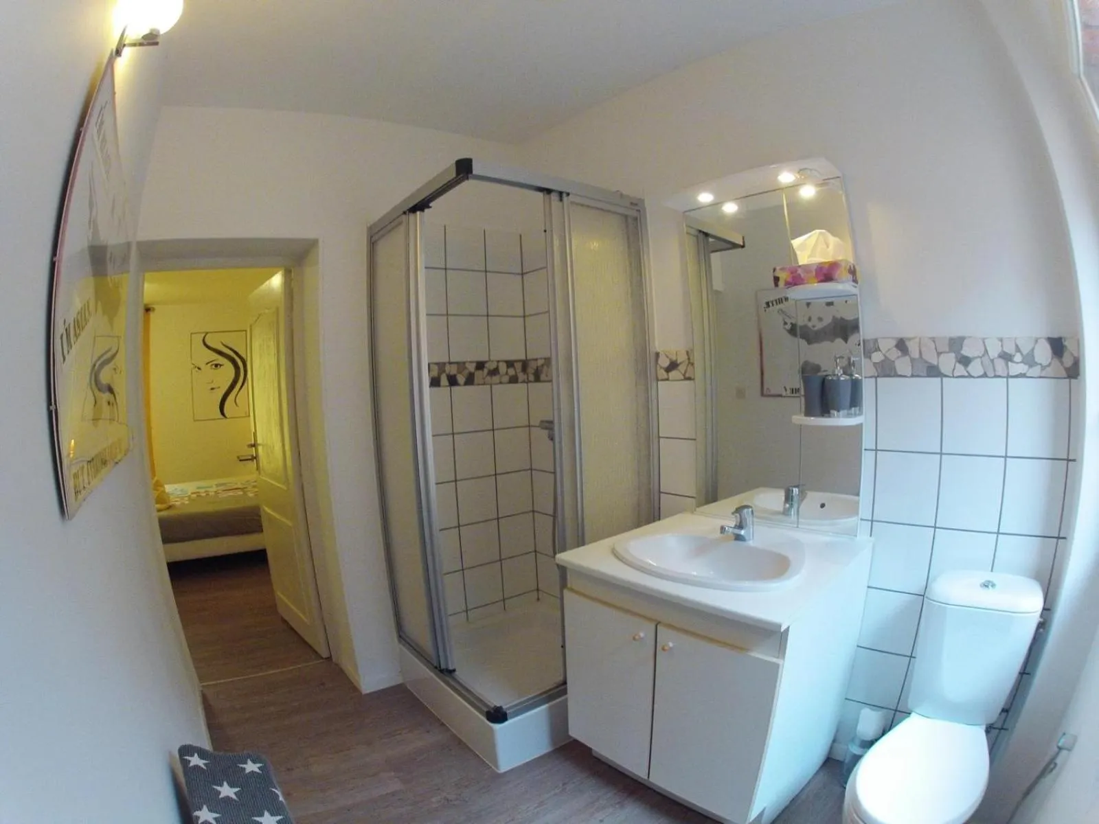 Shower in Alex Guest House