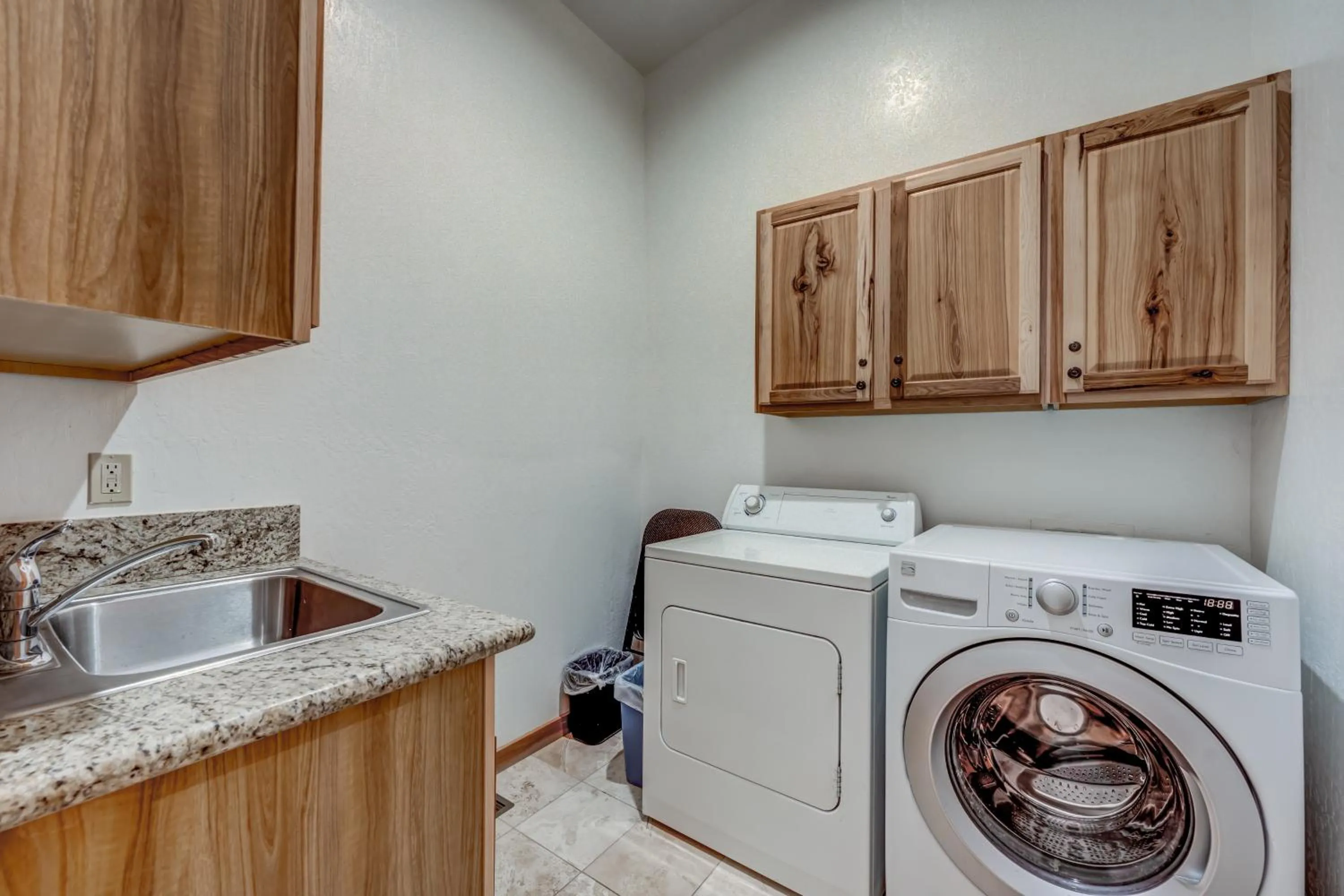 Beaver Pond Northstar Luxury Chalet with Hot Tub