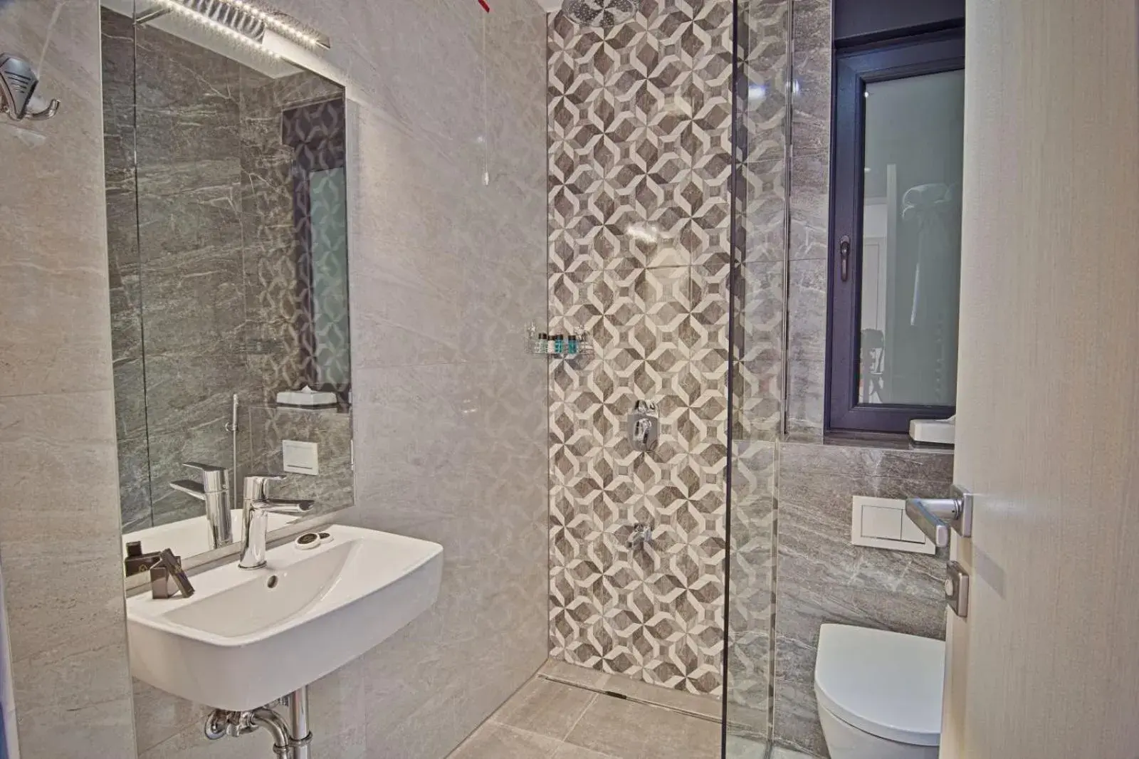 Standard Triple Room in New Hotel Standard Triple Room in New Hotel