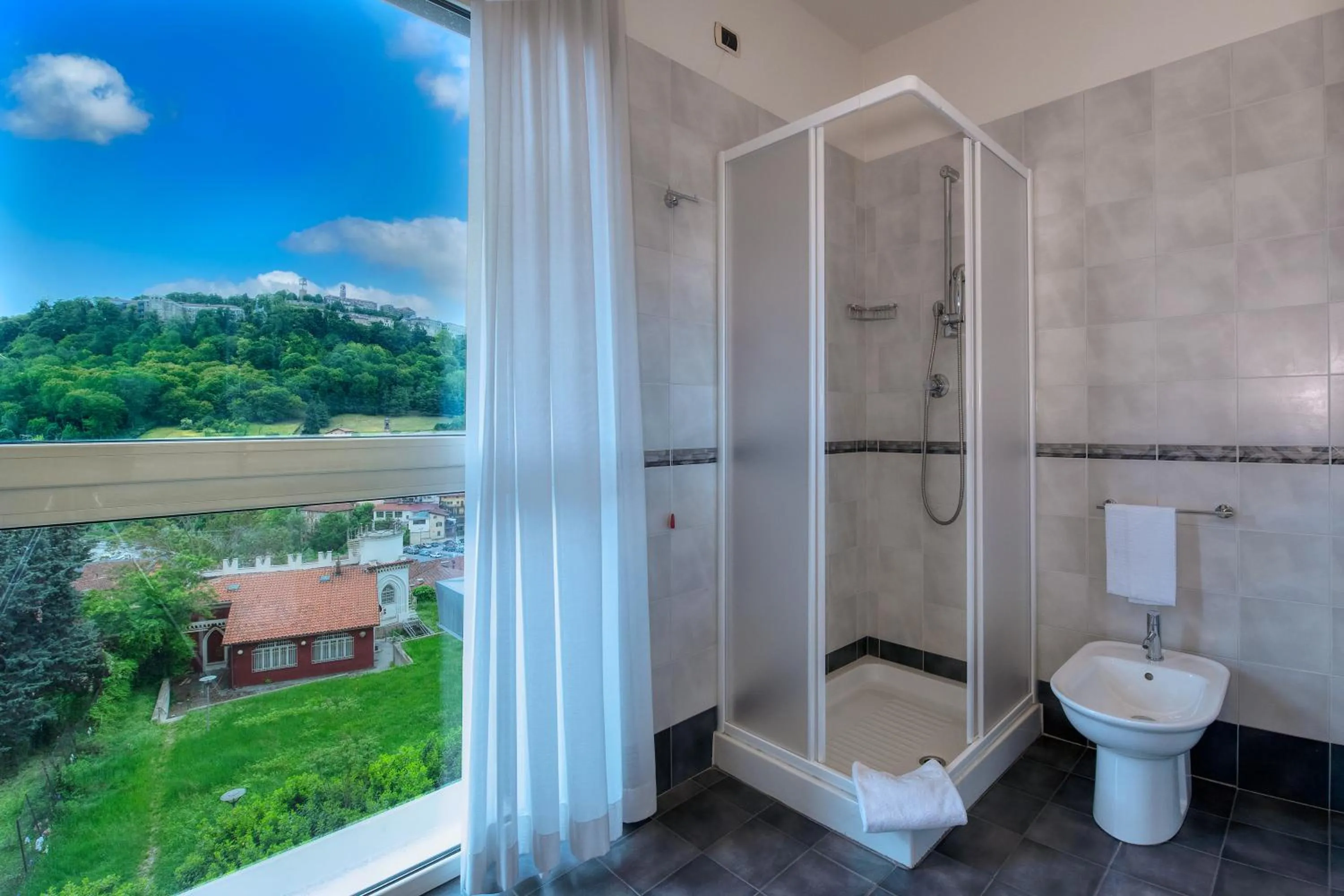 Bathroom in B&B HOTEL Mondovì