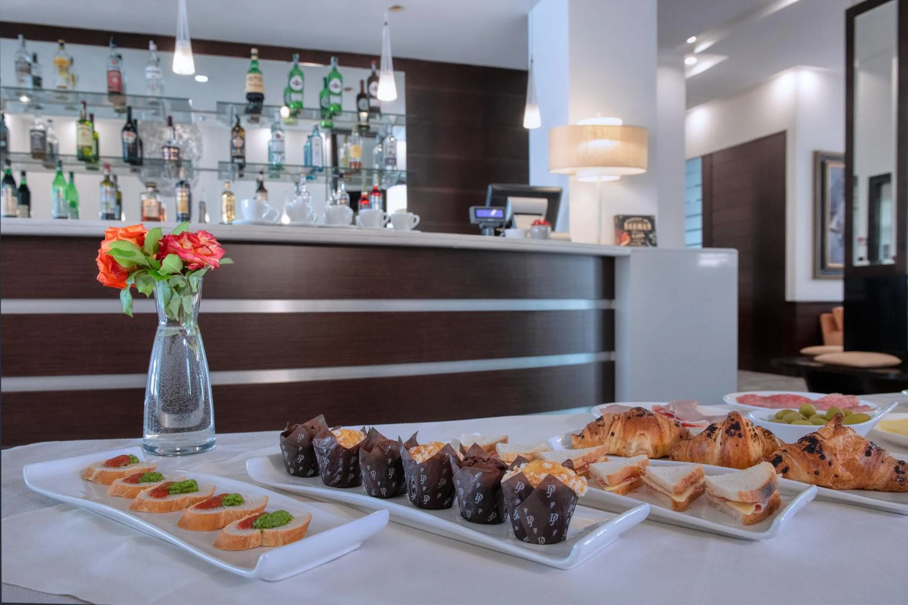 Food and drinks in B&B HOTEL Mondovì