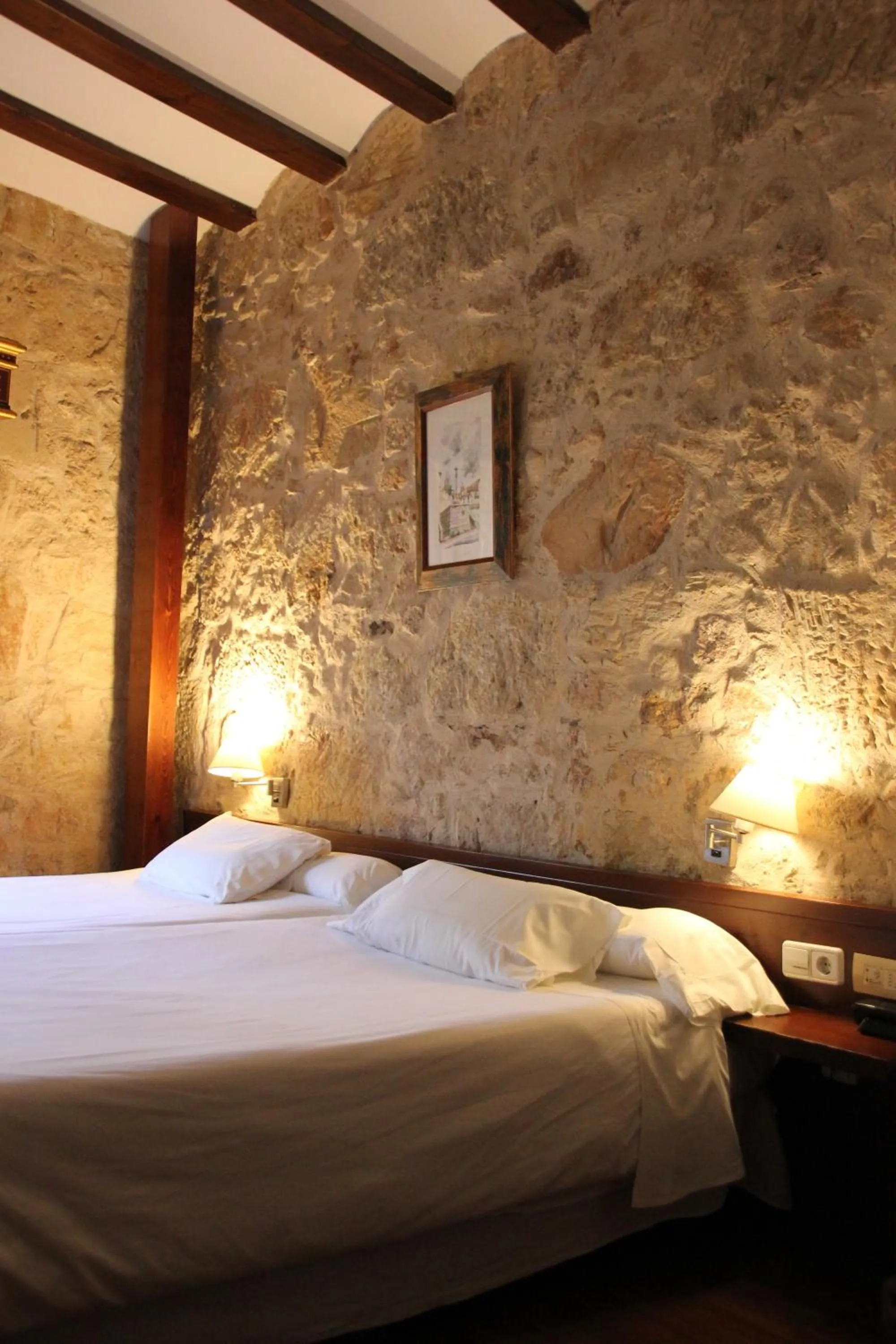 Bedroom, Bed in Hotel Microtel Placentinos