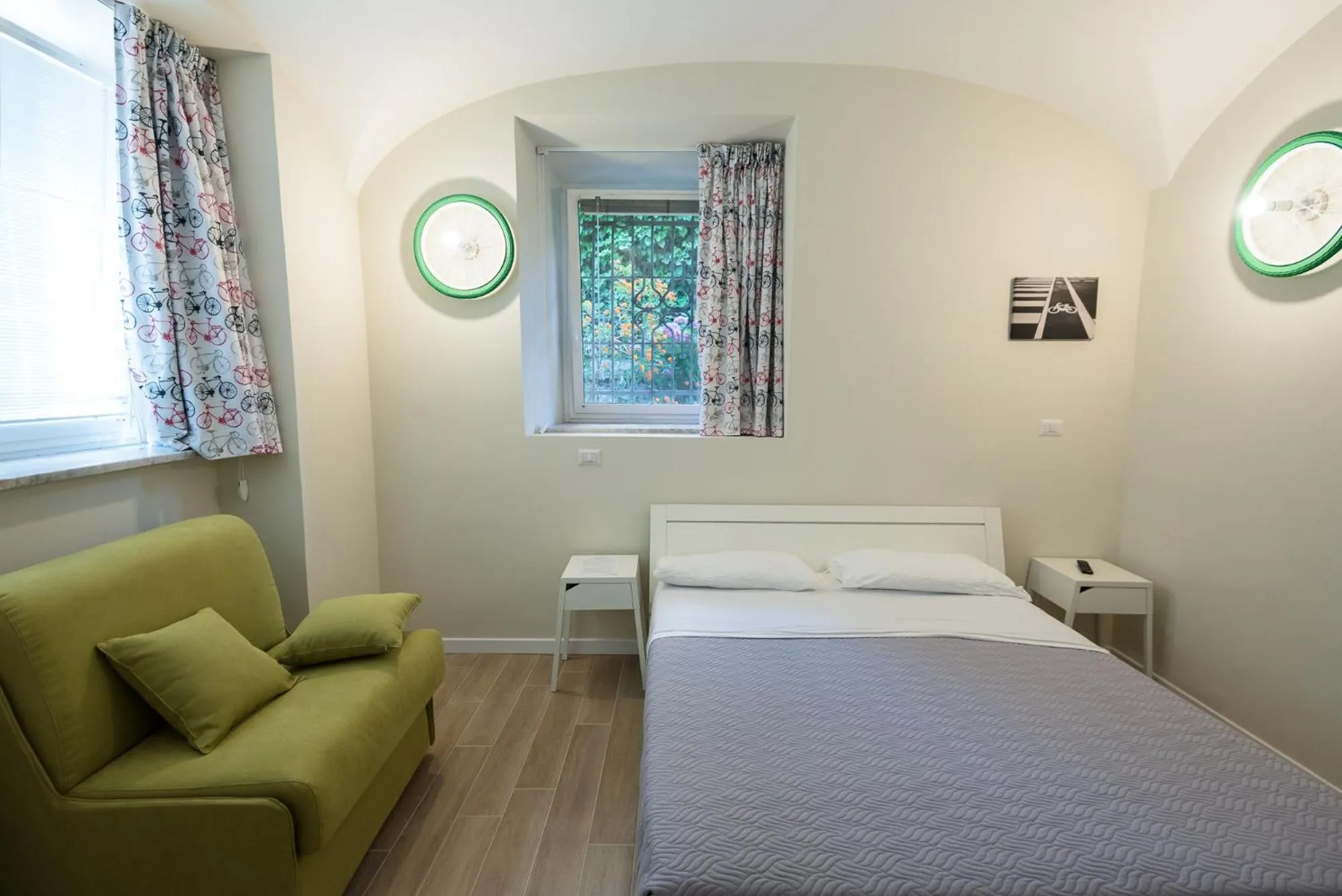 Bed in Bed&BikeRome ROOMS