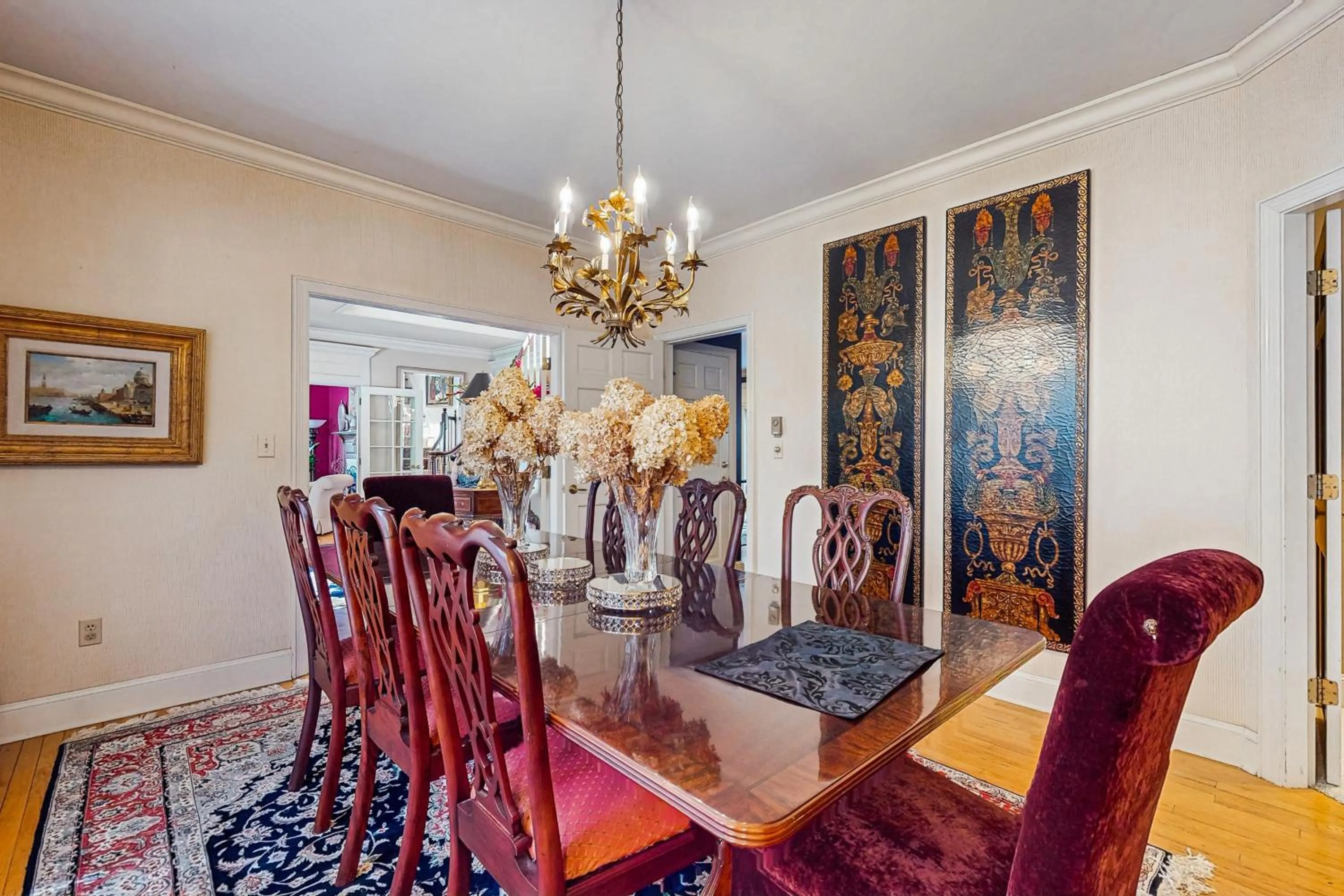 Grandeur On The Green