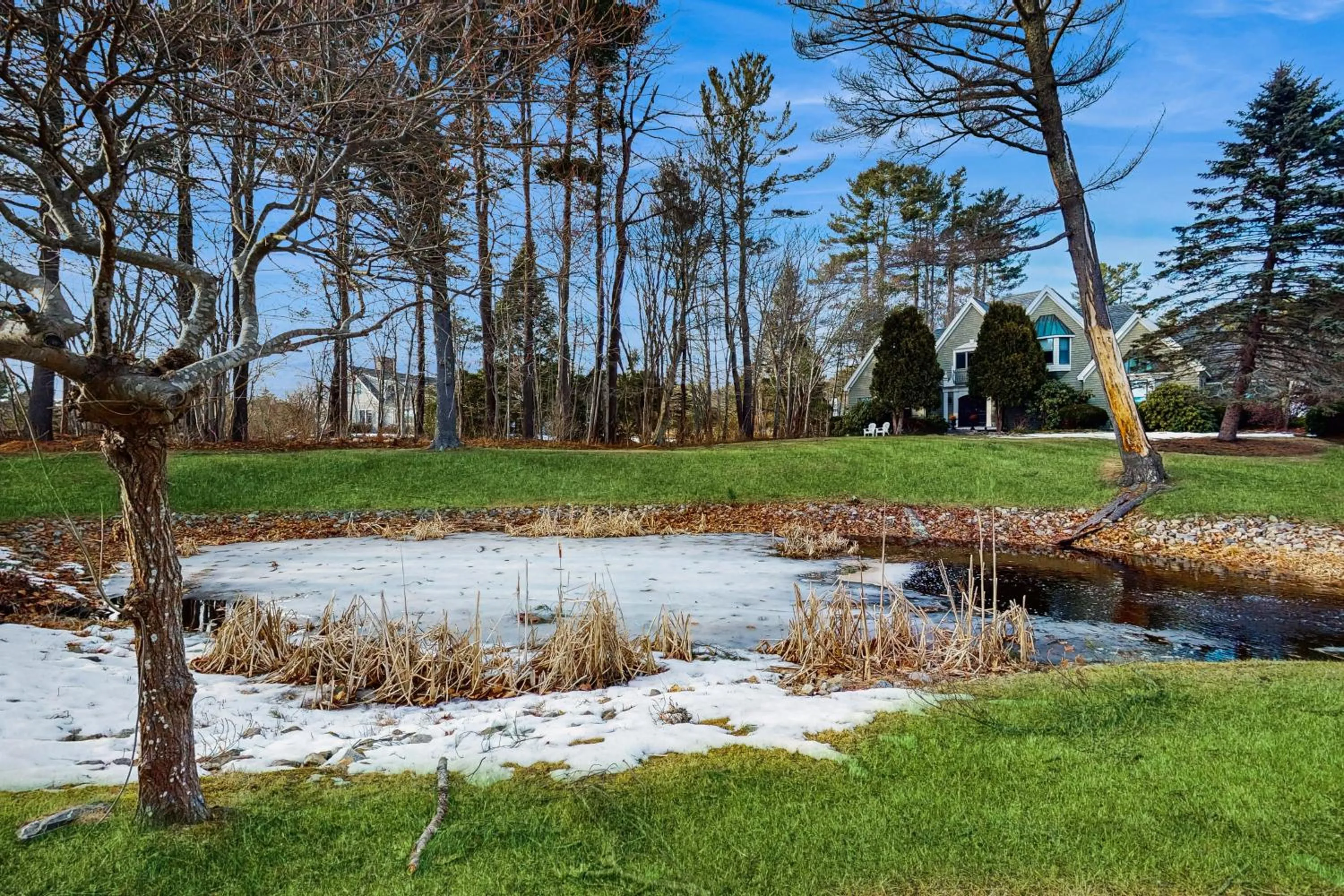 Grandeur On The Green