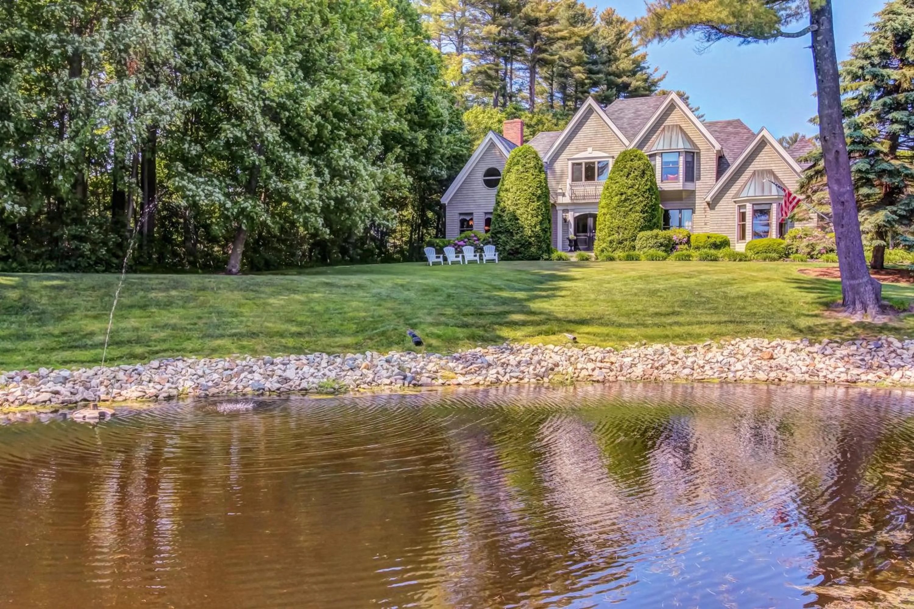 Grandeur On The Green