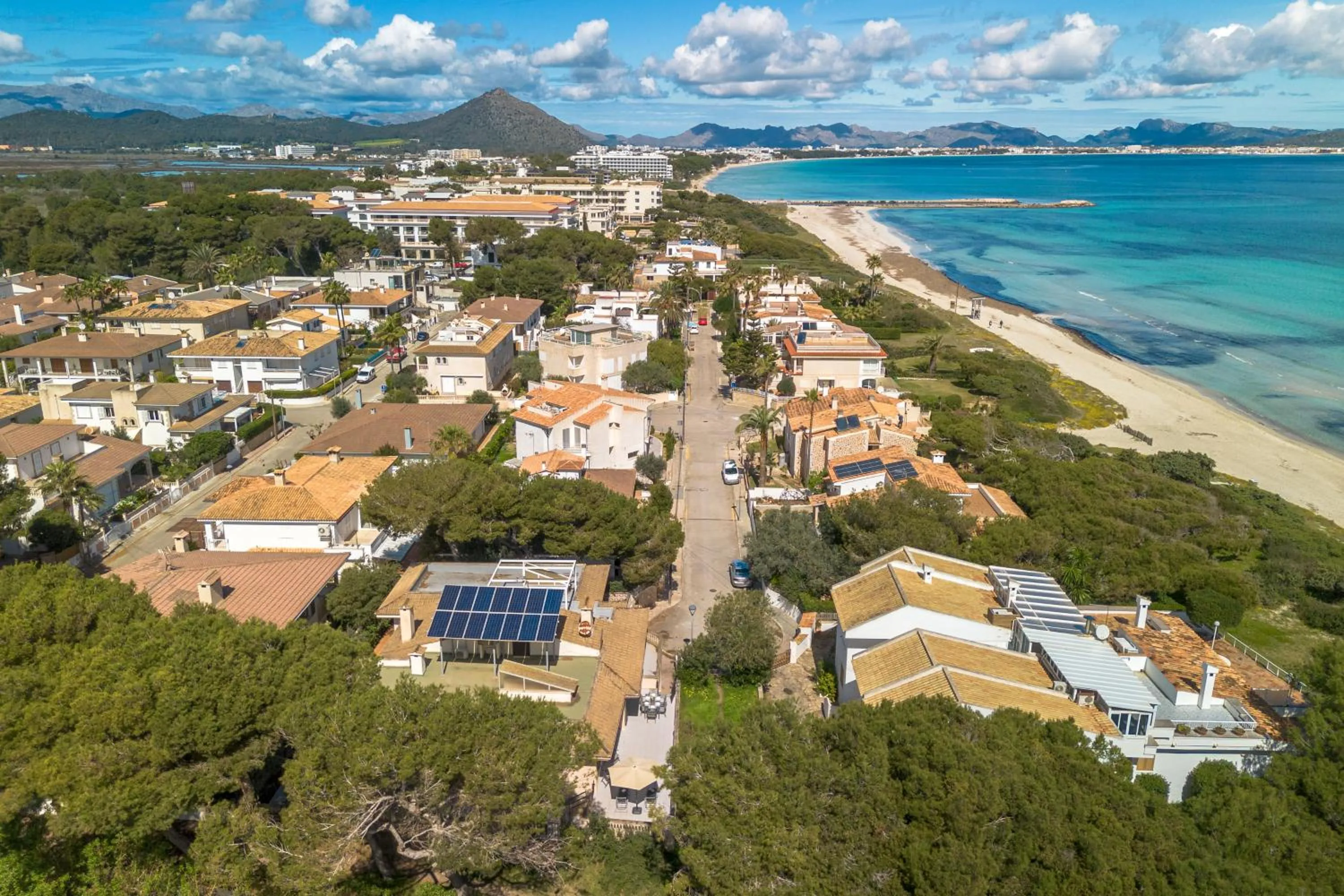 Neighbourhood in Villa Can Canta Natura Park House at Platja de Muro Beach