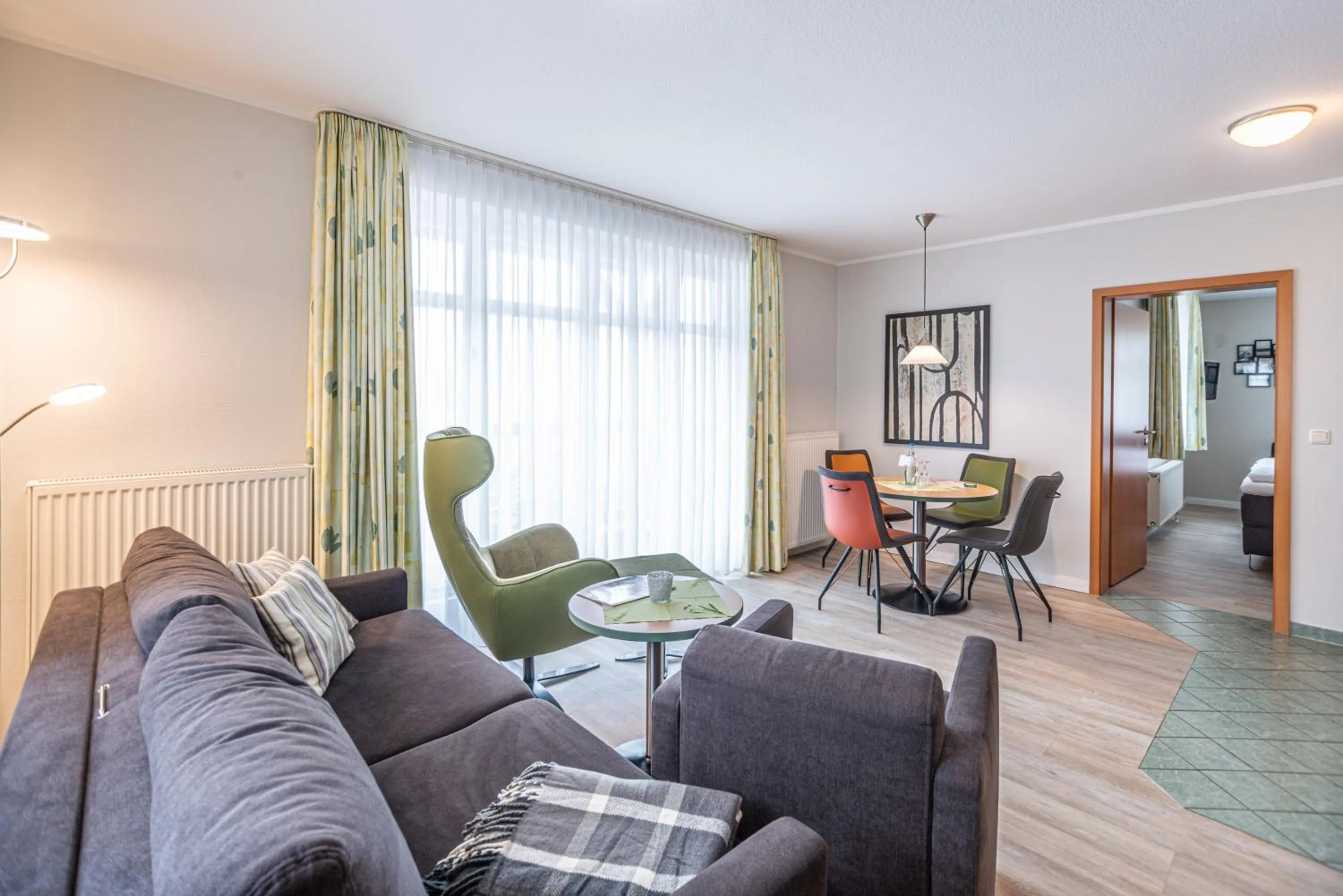 Photo of the whole room in Am Weststrand Apartmenthaus Waldeck