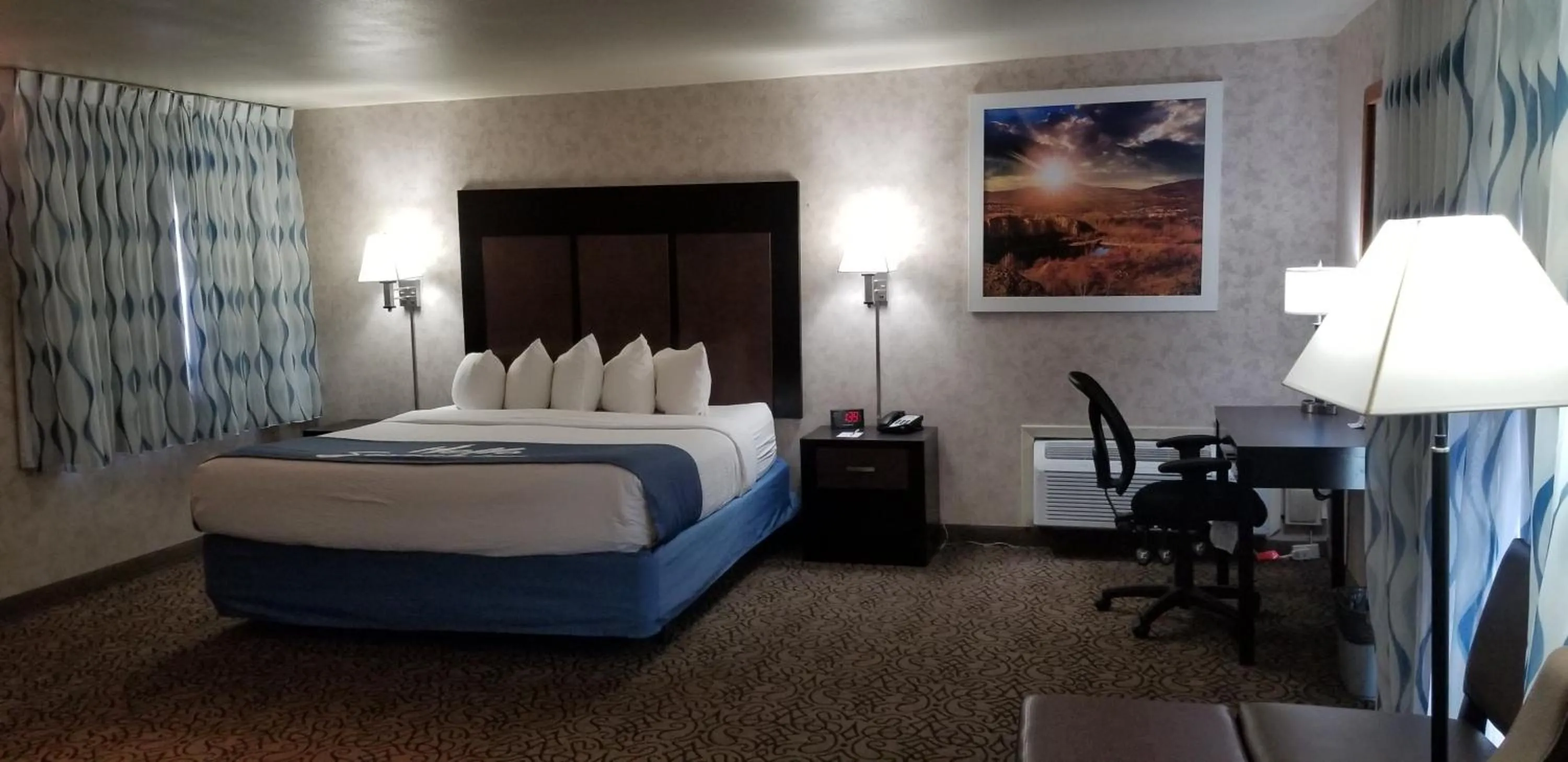 Bed in Days Inn & Suites by Wyndham Trinidad