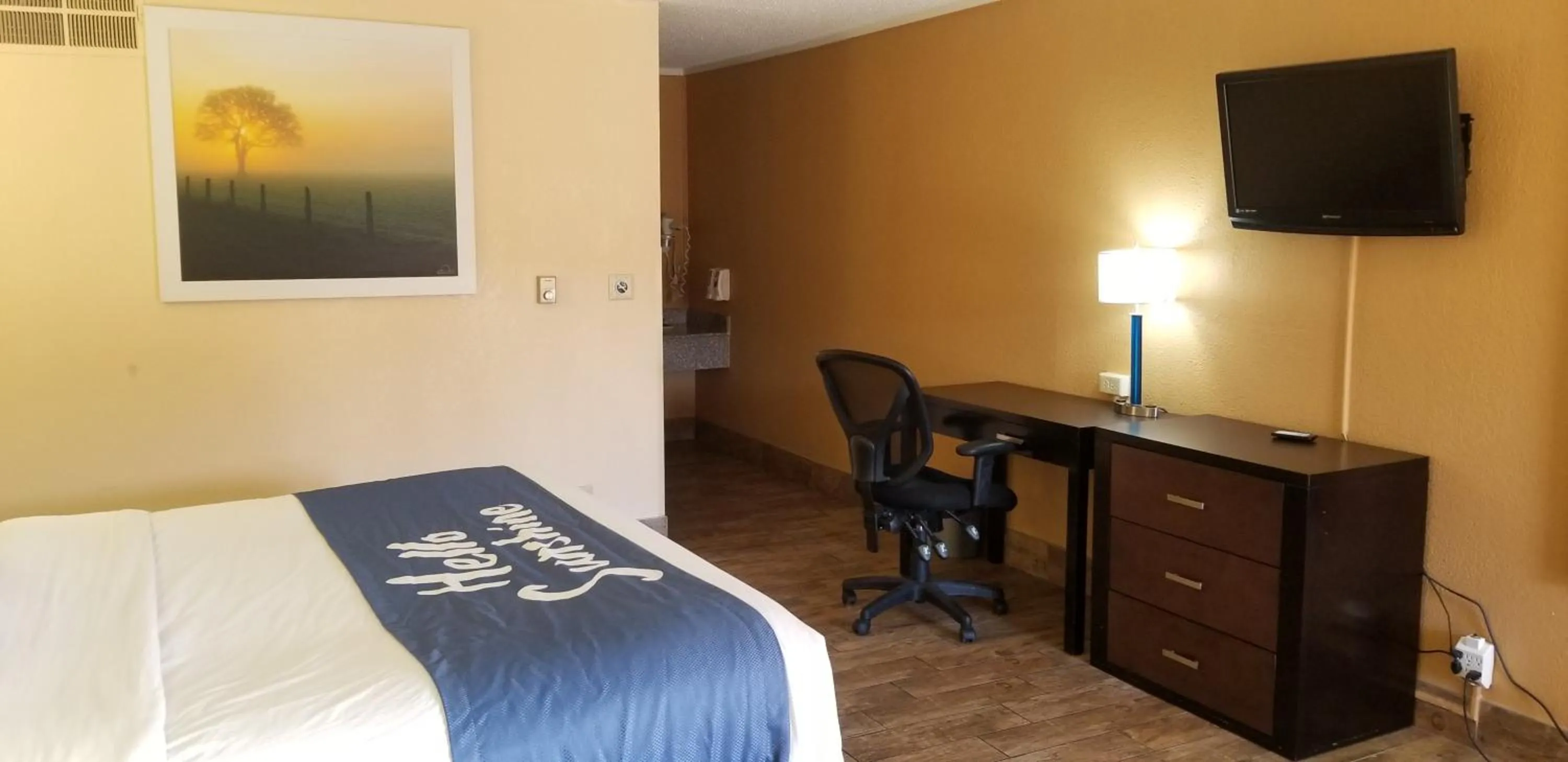 Bedroom in Days Inn & Suites by Wyndham Trinidad