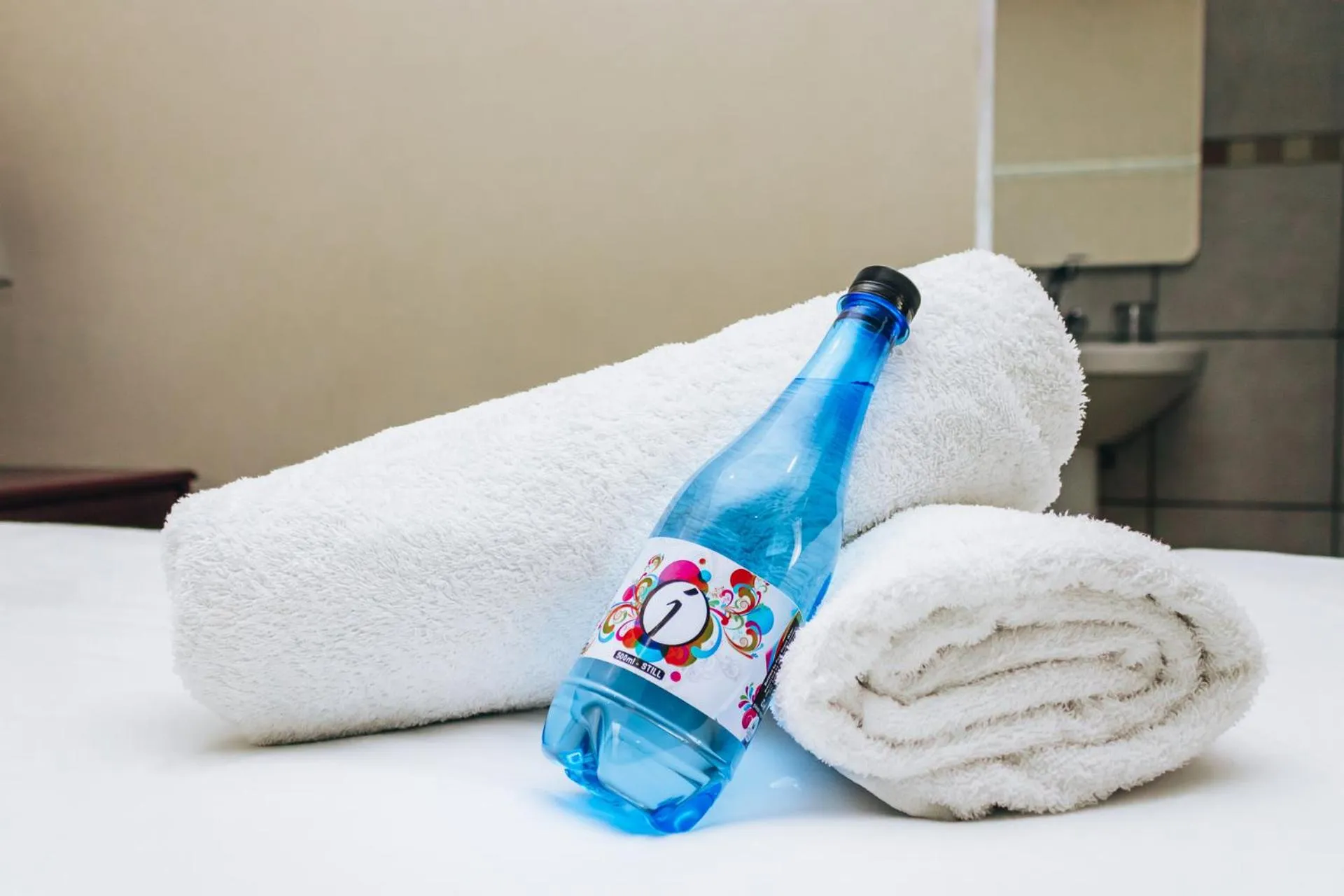 New England Guest House by Ilawu