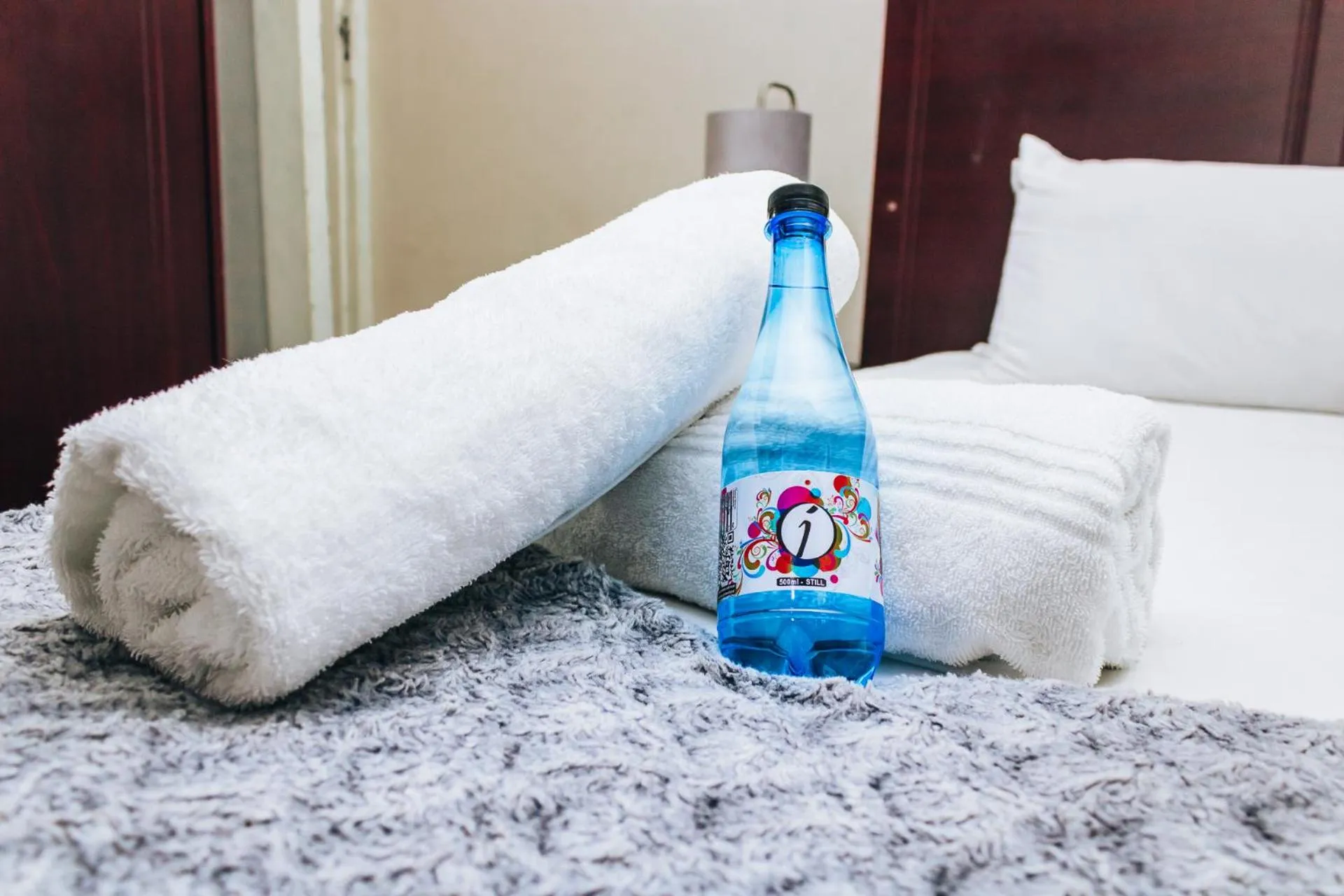 Bed in New England Guest House by Ilawu