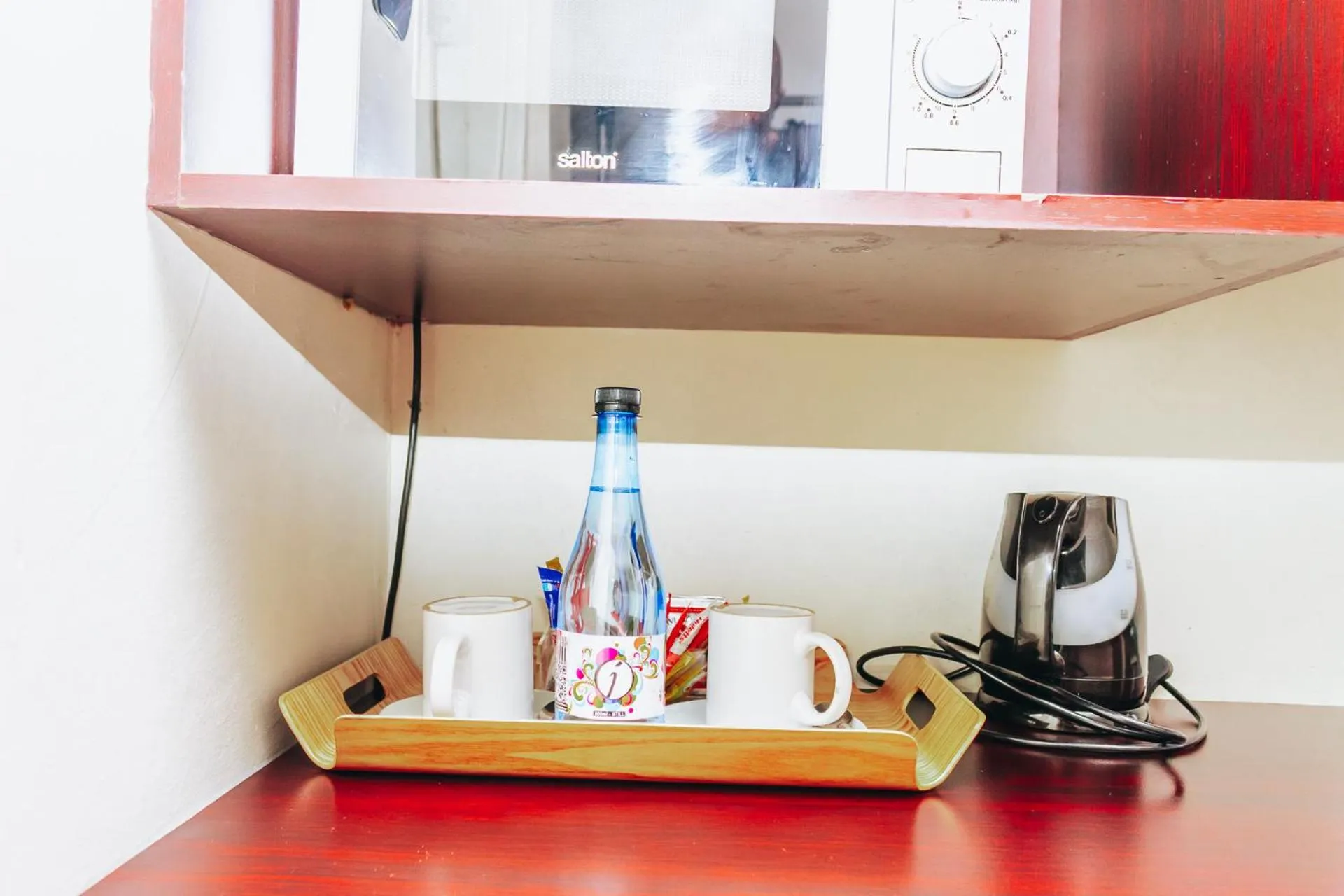 New England Guest House by Ilawu