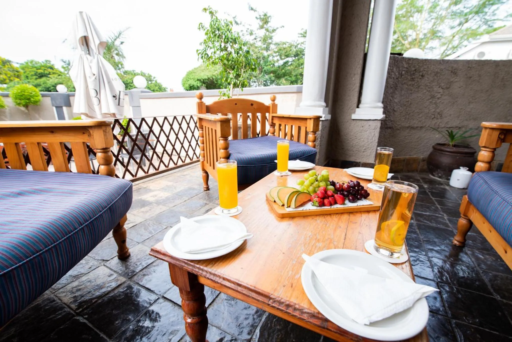 Patio in New England Guest House by Ilawu