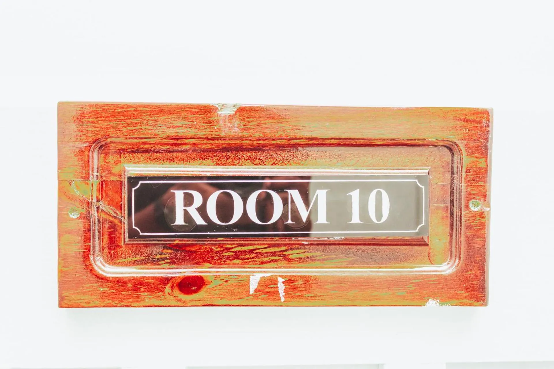 New England Guest House by Ilawu