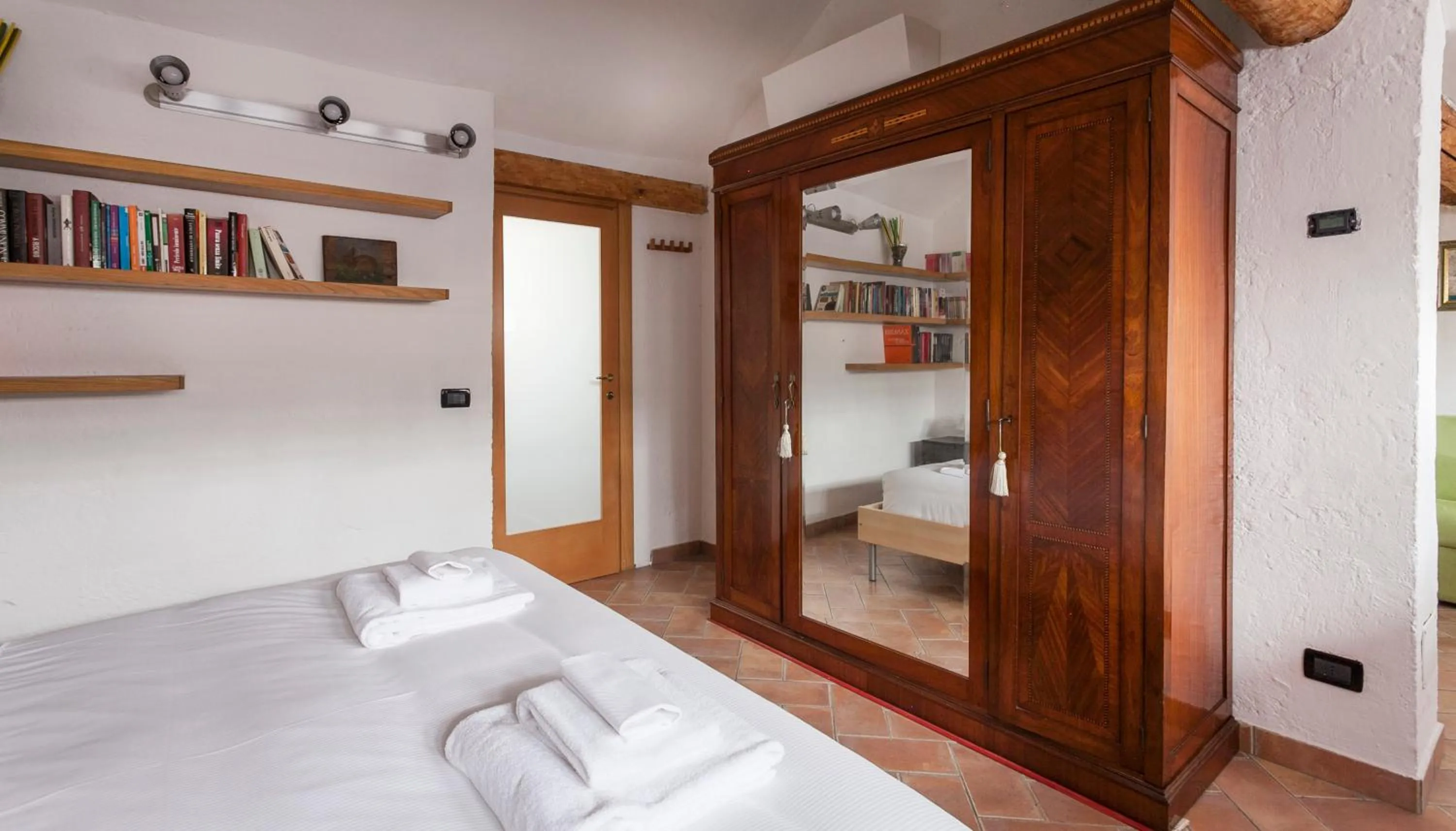 Bedroom, Bed in Italianway Easy - Panfilo Castaldi 17